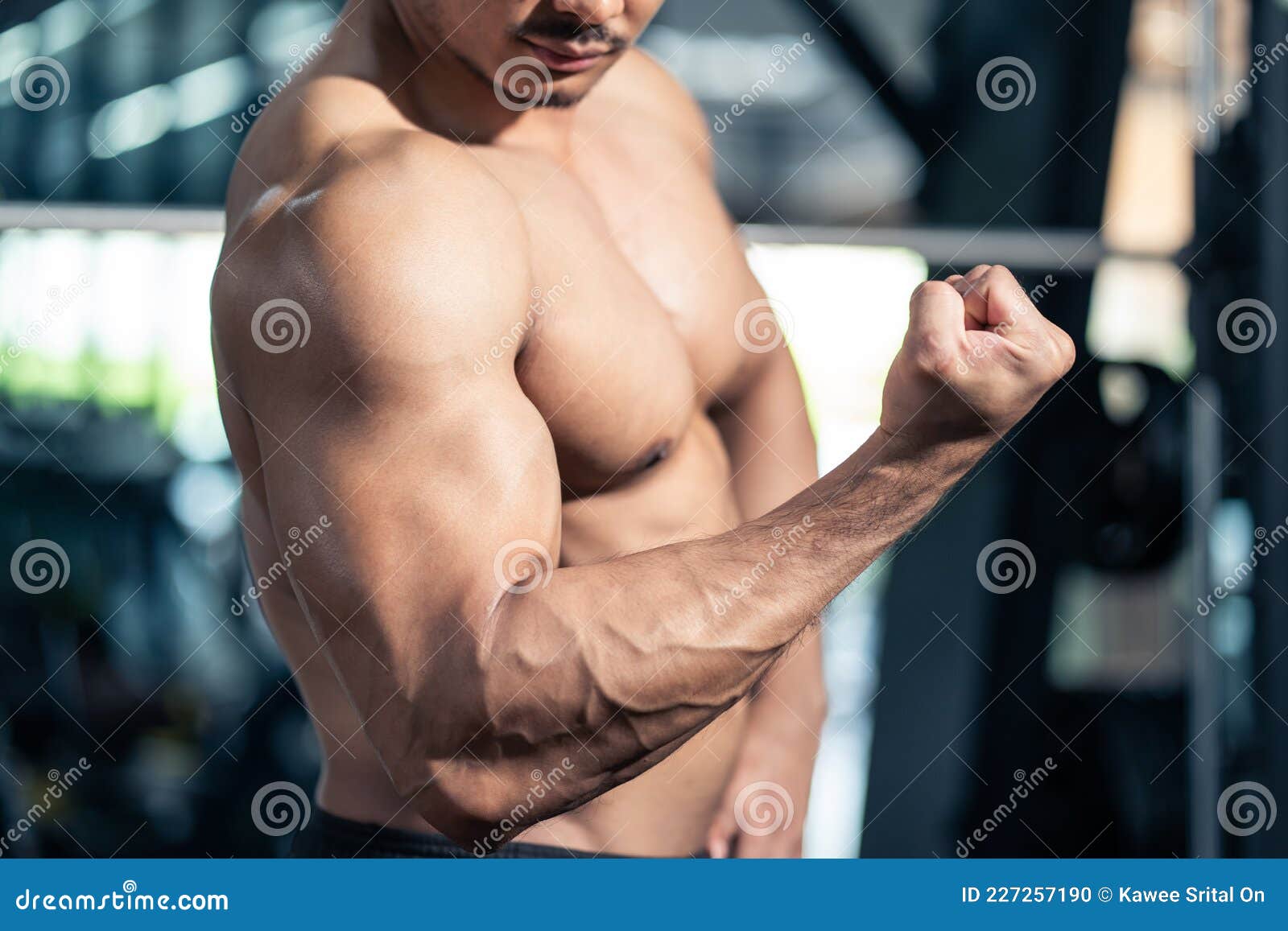 Close Up Of Unrecognized Young Athlete Asian Girl In Sportswear Standing  With Six Packs Abs Abdominal