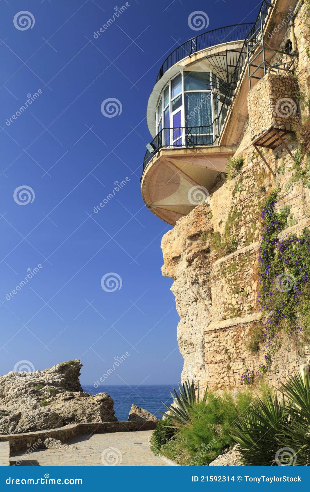 close-up of balcon de europa in nerja