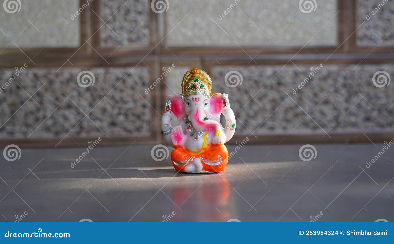 Beautiful Ganesha Idol Against Decorative Background. Clear Space ...