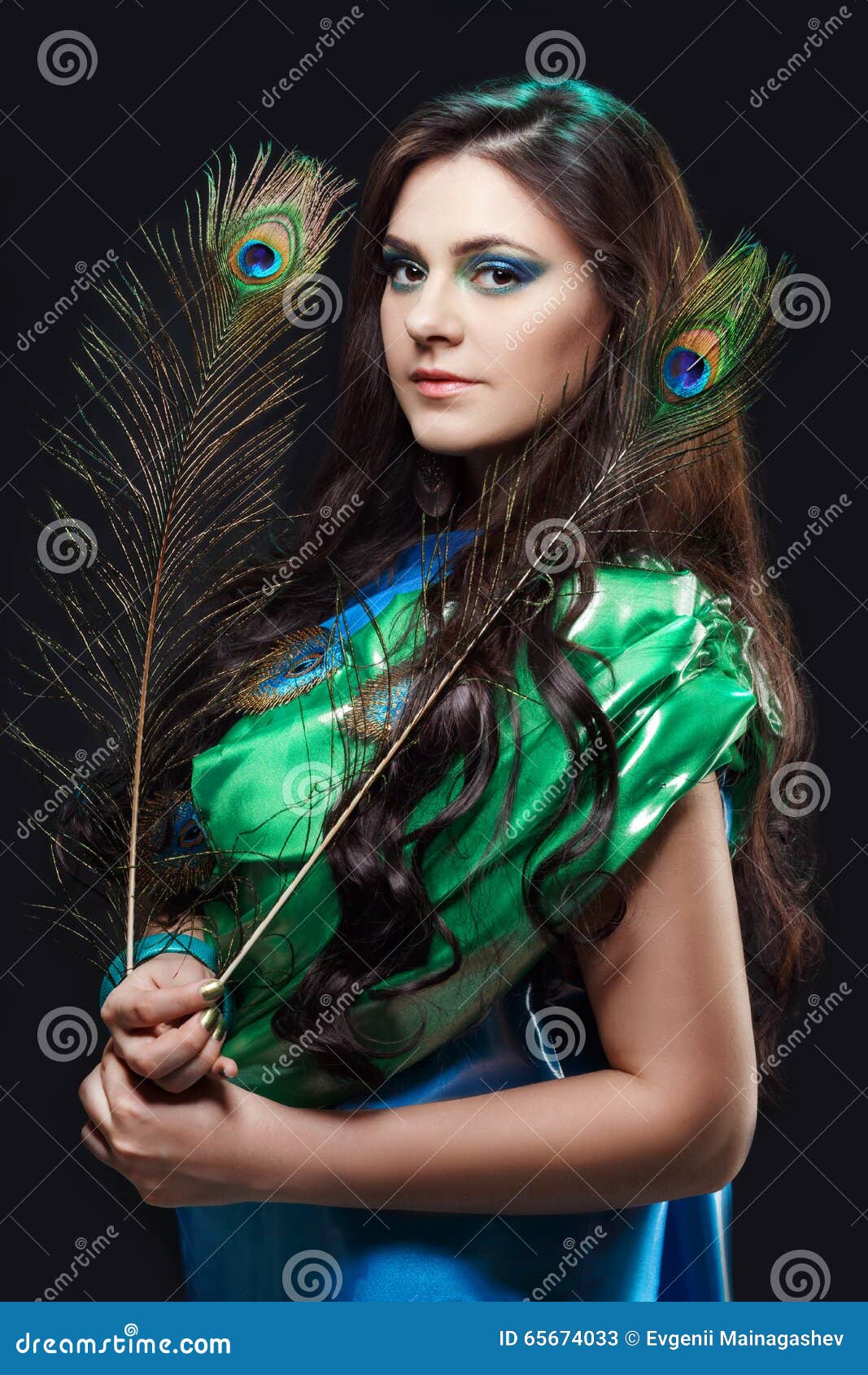 Peacock hair | Sweet 16 hairstyles, Peacock hair, Bride hairstyles