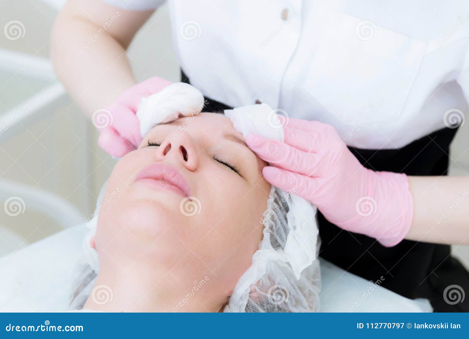 A Close Up Of The Cleaning Procedure In The Office Of Cosmetology The