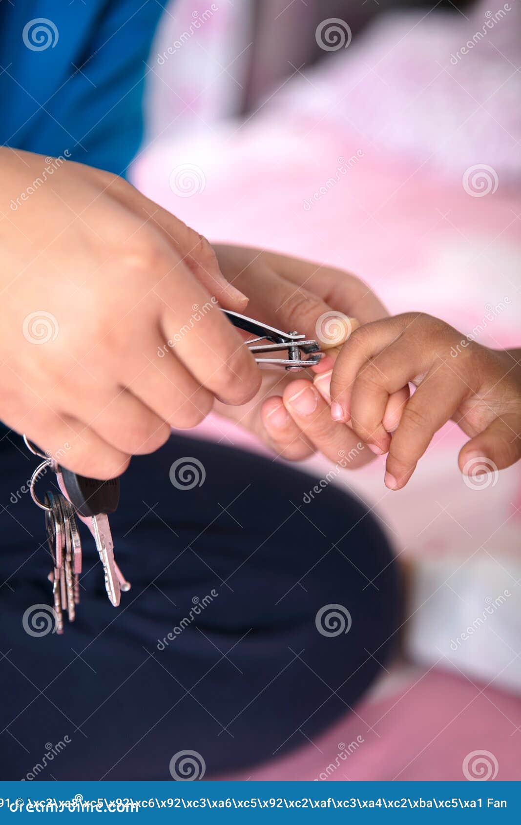 Cutting Your Fingernails Stock Photography 24661400