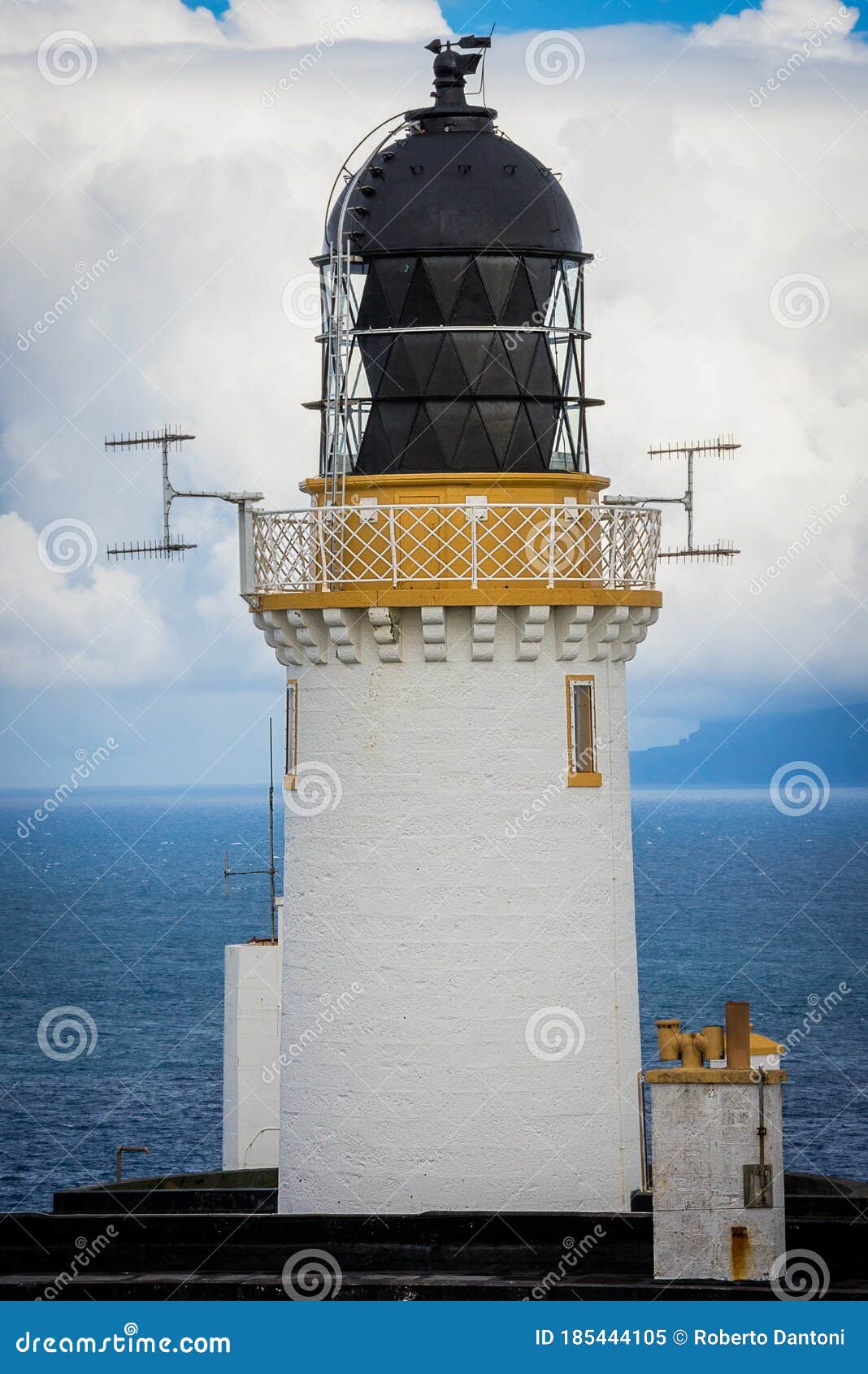 close up of the dunnet head lighthouse