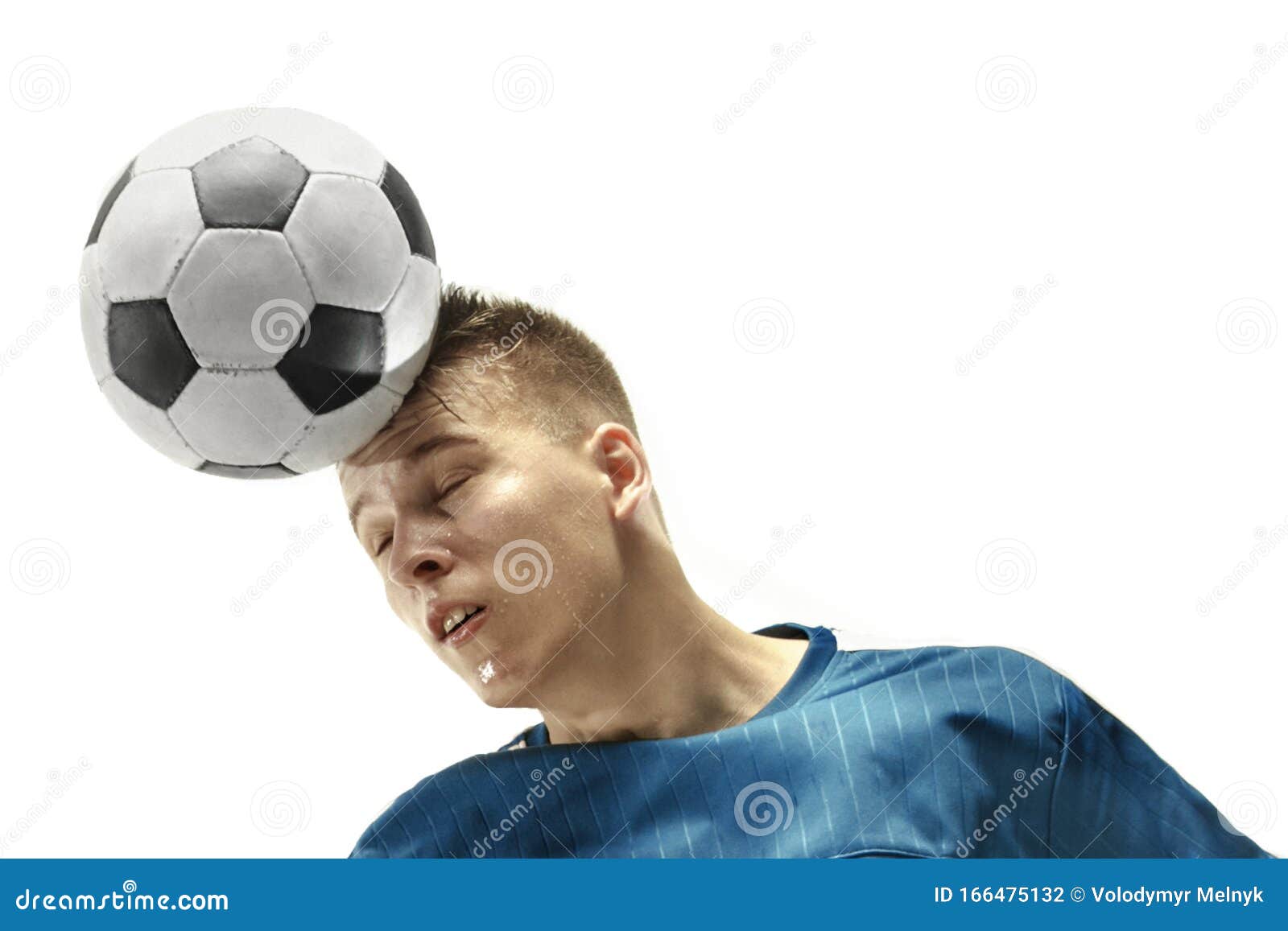 How To PLAY WITH YOUR HEAD UP In Soccer / Football 