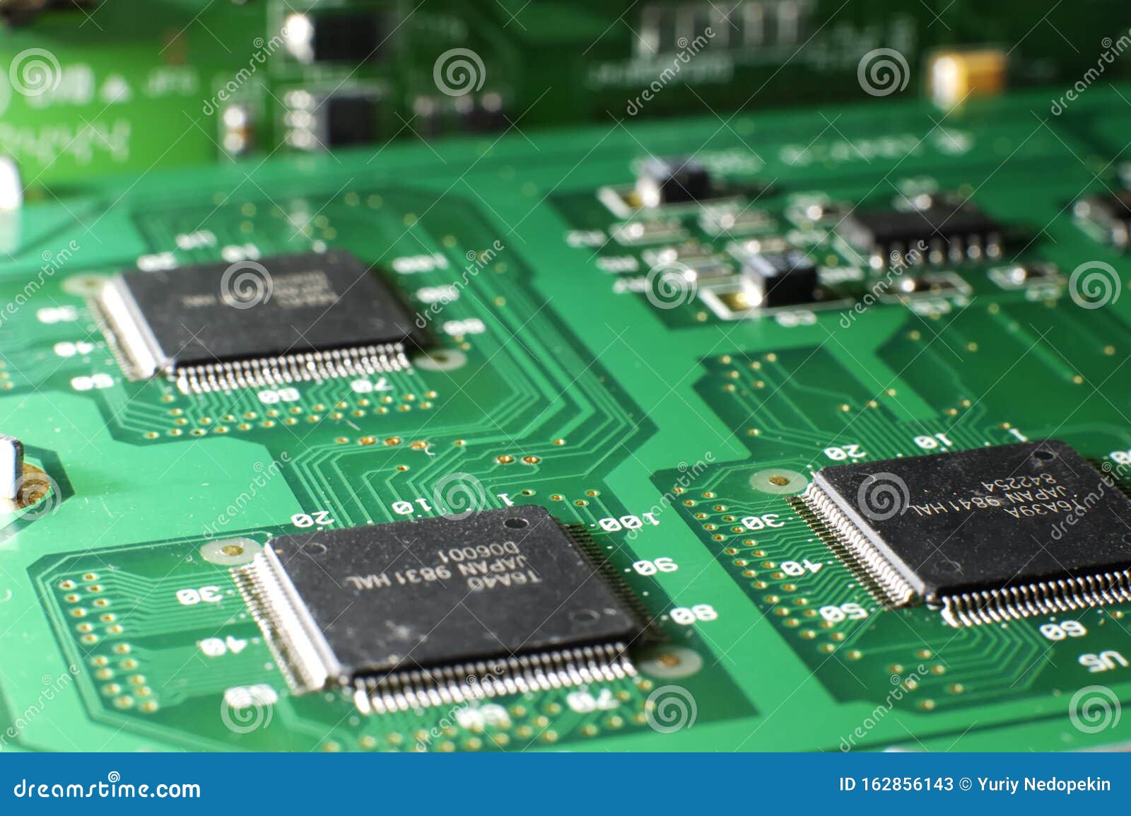 close up green memory board with smd chip