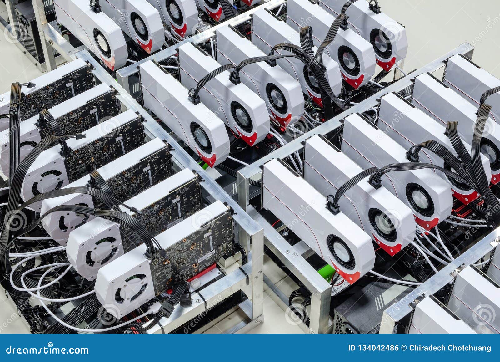 How To Use My Pc For Bitcoin Mining : Building computers for Bitcoin mining - When mining using your cpu, the software that works best is cpu miner.