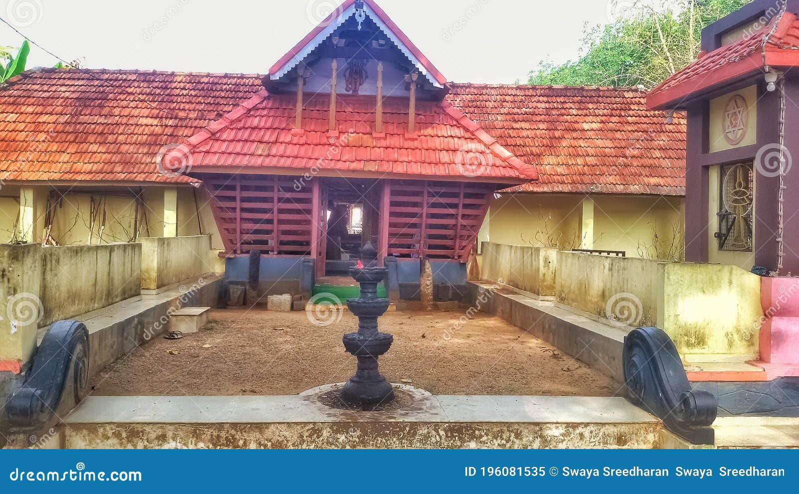 3,863 Kerala Temple Stock Photos - Free & Royalty-Free Stock Photos from  Dreamstime