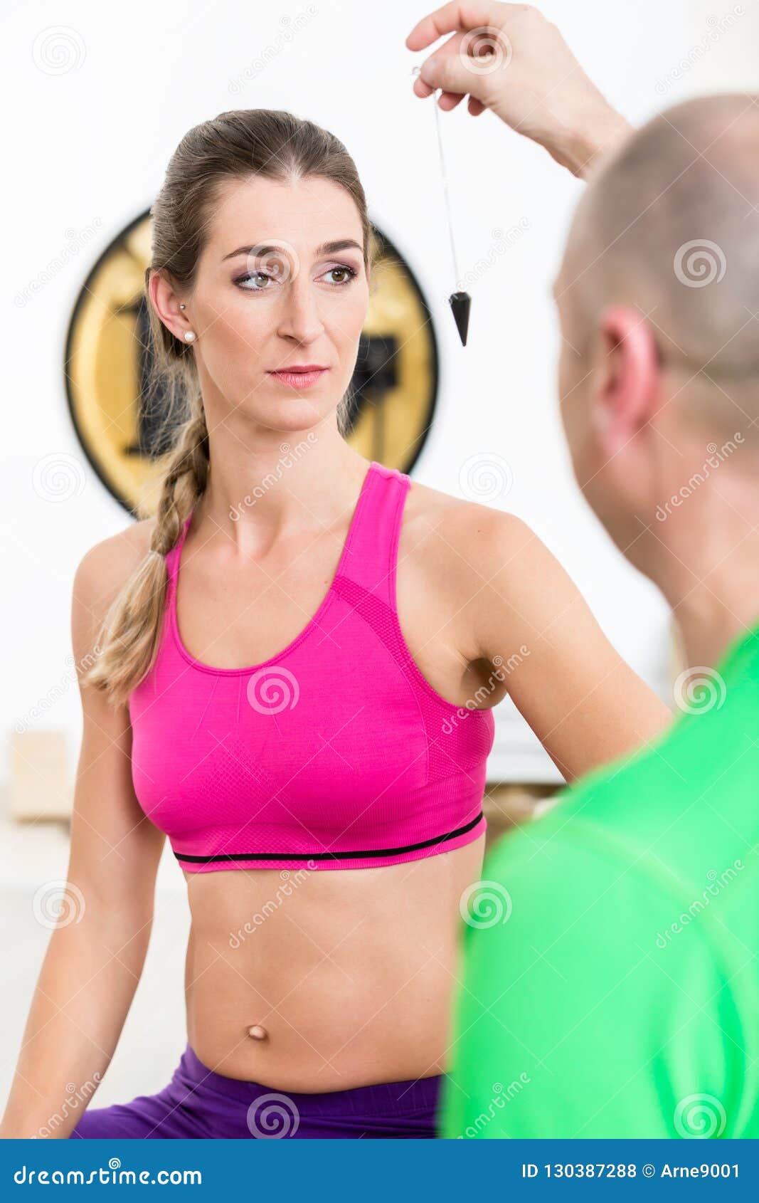 https://thumbs.dreamstime.com/z/close-up-male-instructor-hypnotize-fit-women-pendulum-tool-instructor-hypnotizing-woman-pendulum-tool-130387288.jpg