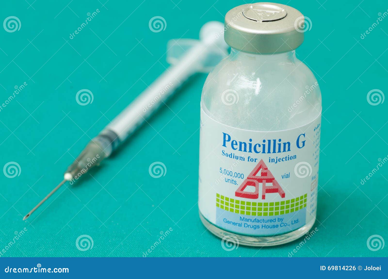 close-up-penicillin-g-injection-loei-thailand-april-vial-manufactured-general-drugs-house-co-ltd-photography-april-69814226.jpg