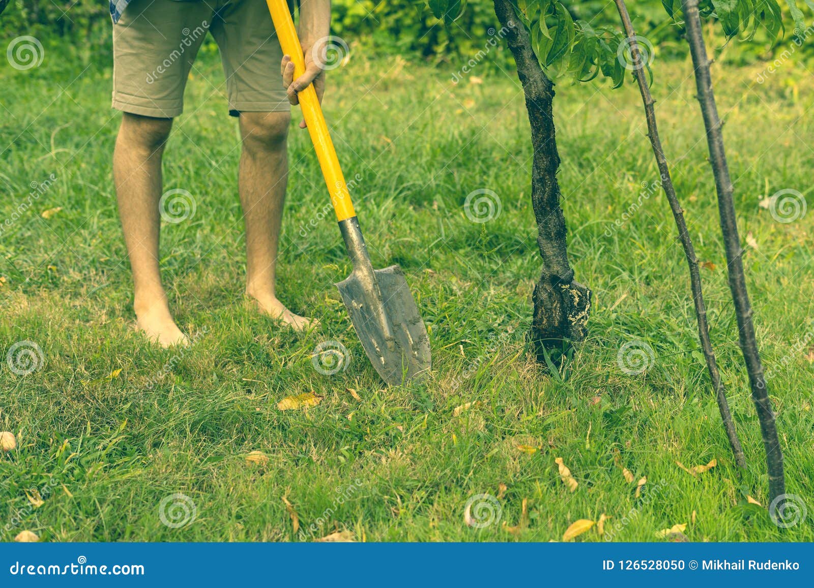 Close Up Person Legs Work in Garden and Digging Using Shovel S Stock ...