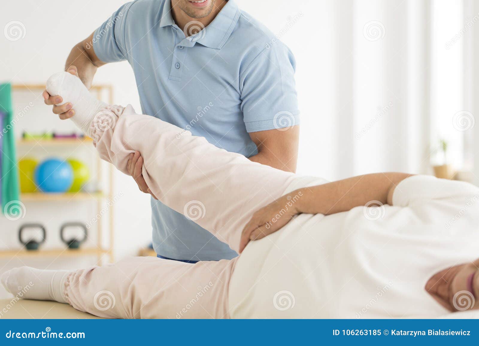 personal physiotherapist rehabilitating joints