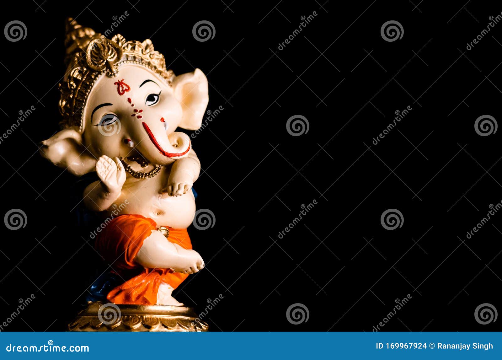 Close Up Photography of Beautiful Ganesha Statue Standing on Black ...