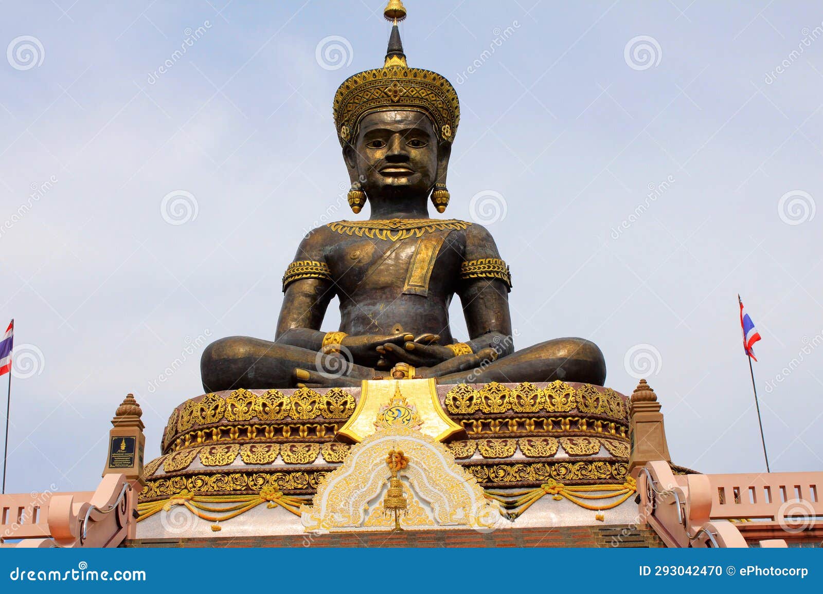 close up of phra buddha maha dhammraja, phetchabun