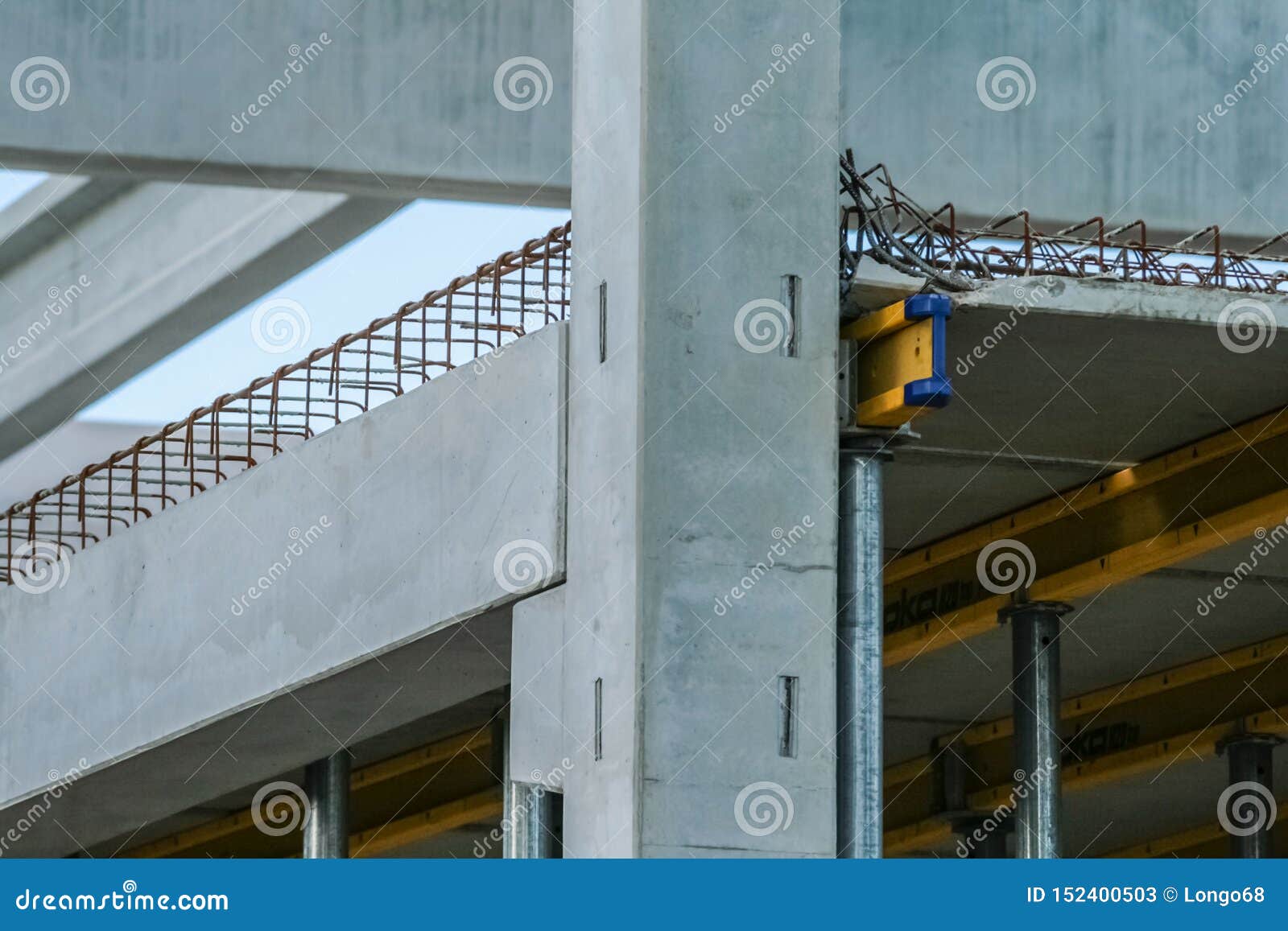 Close Up Picture Of Precast Concrete Columns And Beams On Construction Site Stock Image Image Of Construction Corbels