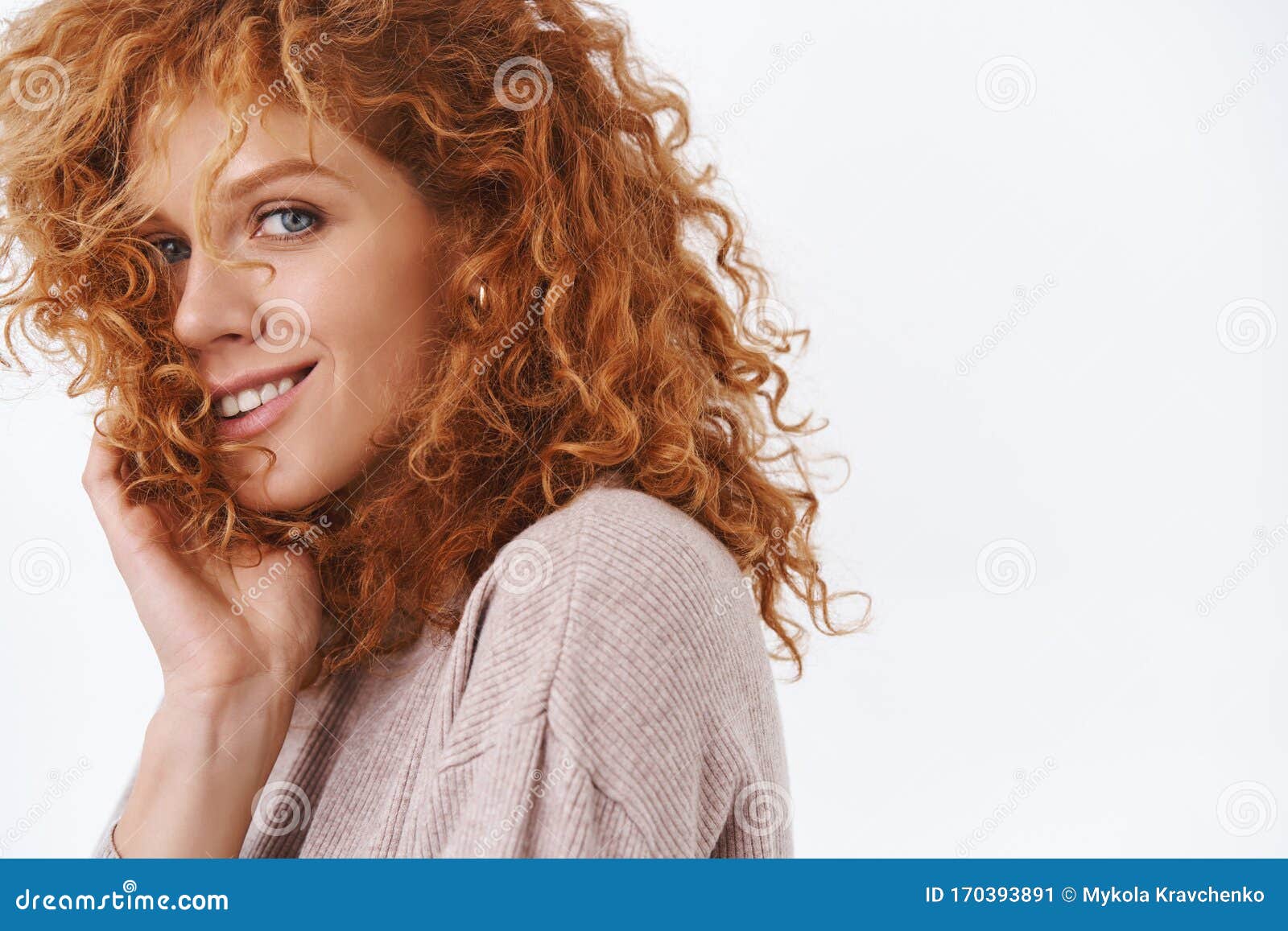 Close-up Portrait Beautiful, Sensual Gorgeous Woman with Curly Natural Red  Hair, Standing Half-turned, Turn Face at Stock Image - Image of dreamy,  curls: 170393891