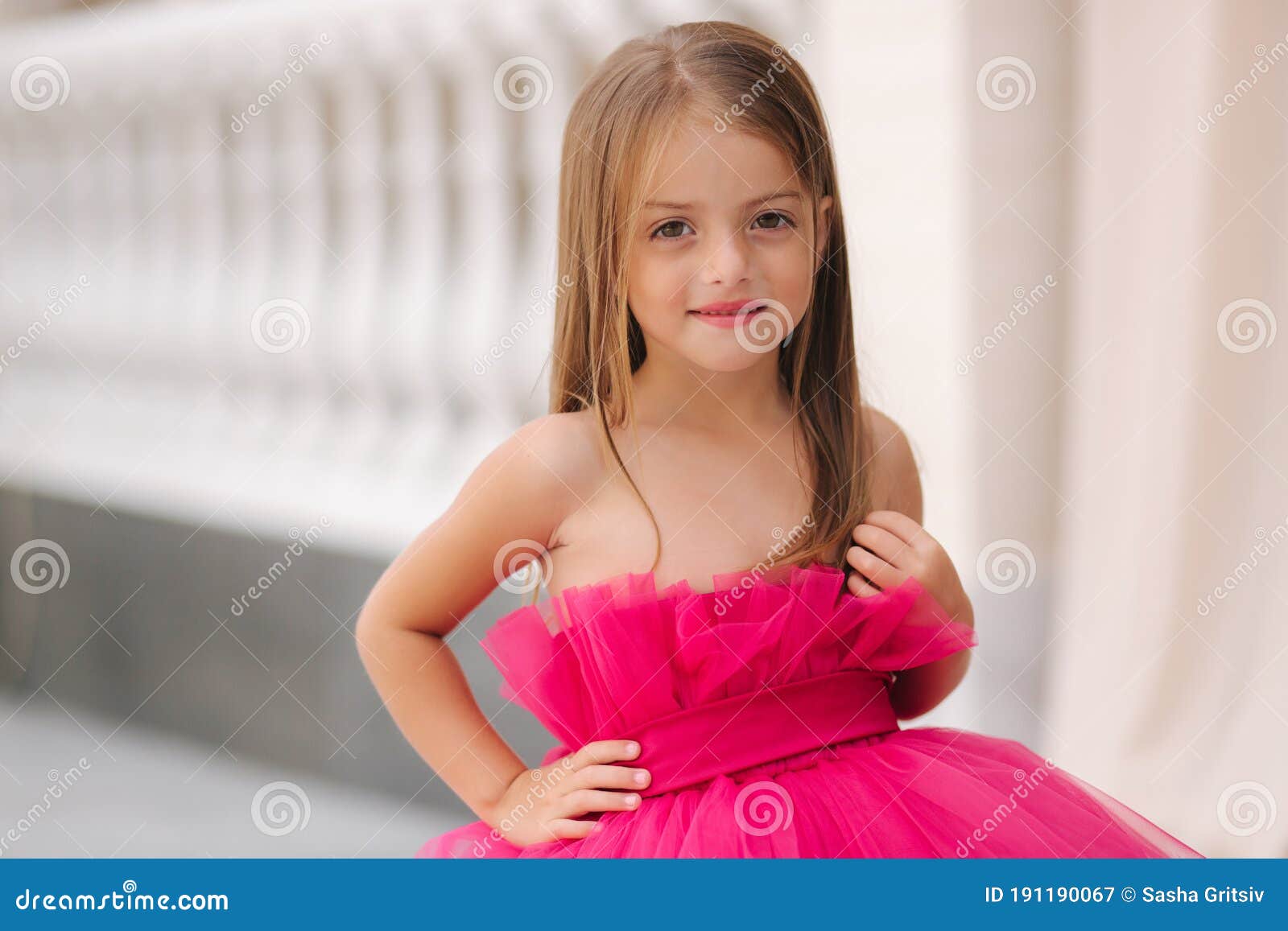 Close Up Portrait of Cute Little Girl in Dress Outdoors Stock ...