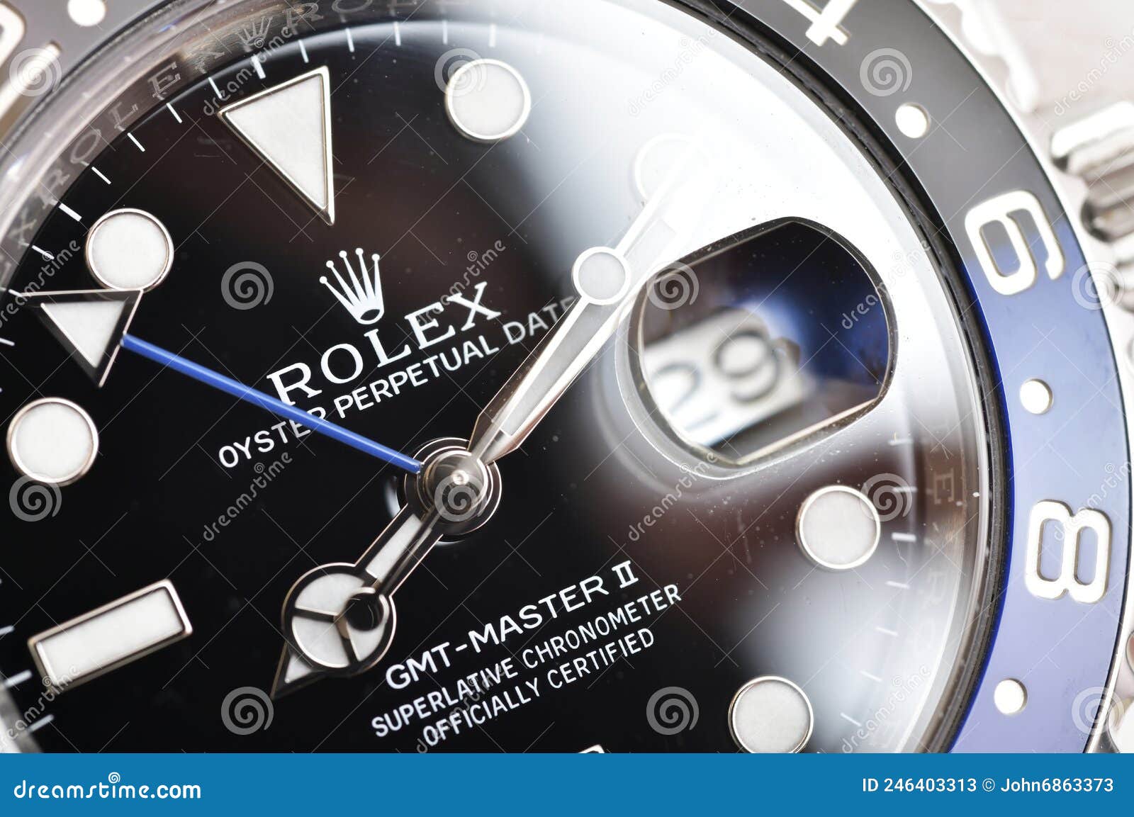 sang trug forståelse Close Up Rolex GMT-Master II `Batman`40mm with Blue-black Bezel Steel  Ceramic Men`s Wrist Watch Editorial Stock Photo - Image of copy, close:  246403313