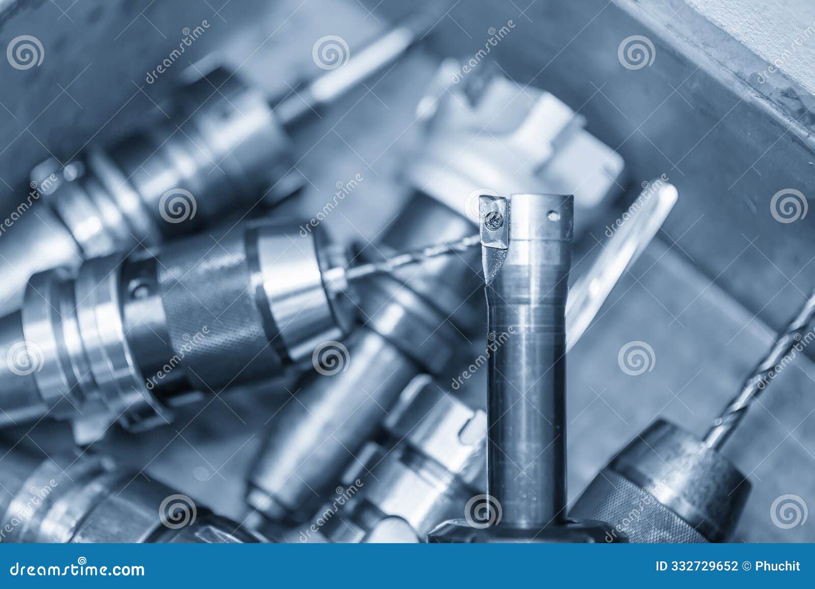 close up scene the indexable tool for cnc milling machine