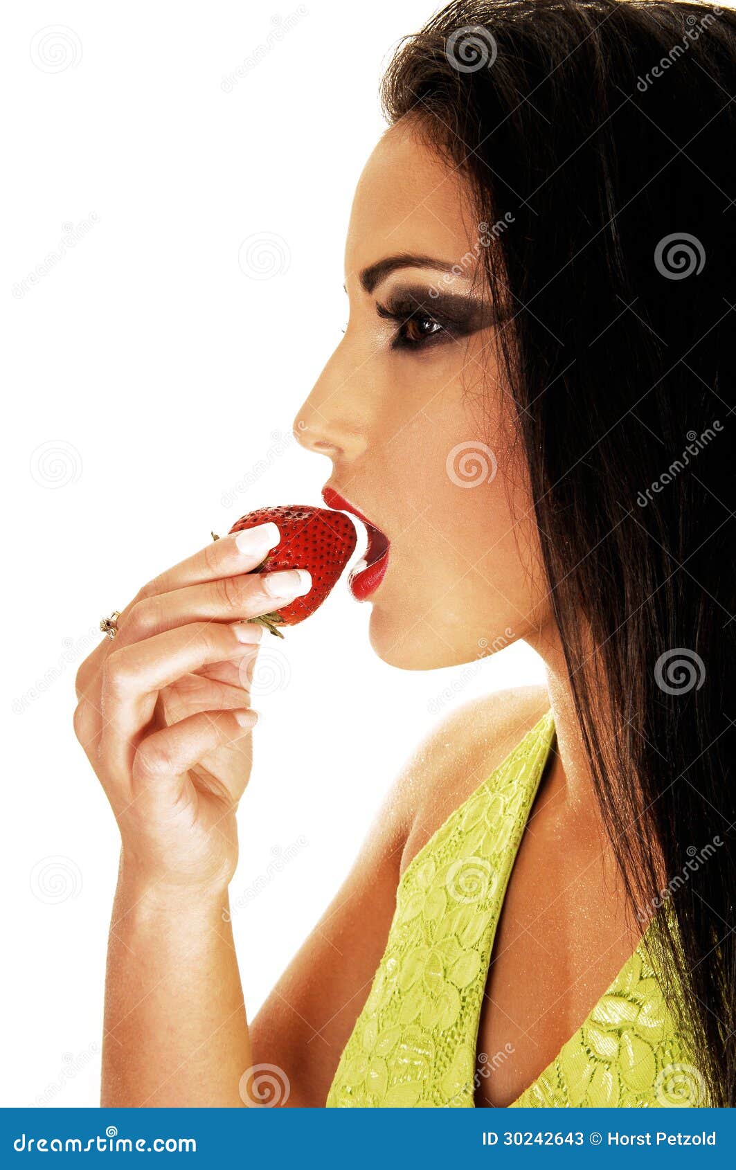 Teen Girl Eating Strawberry Stock Image Image Of Cle