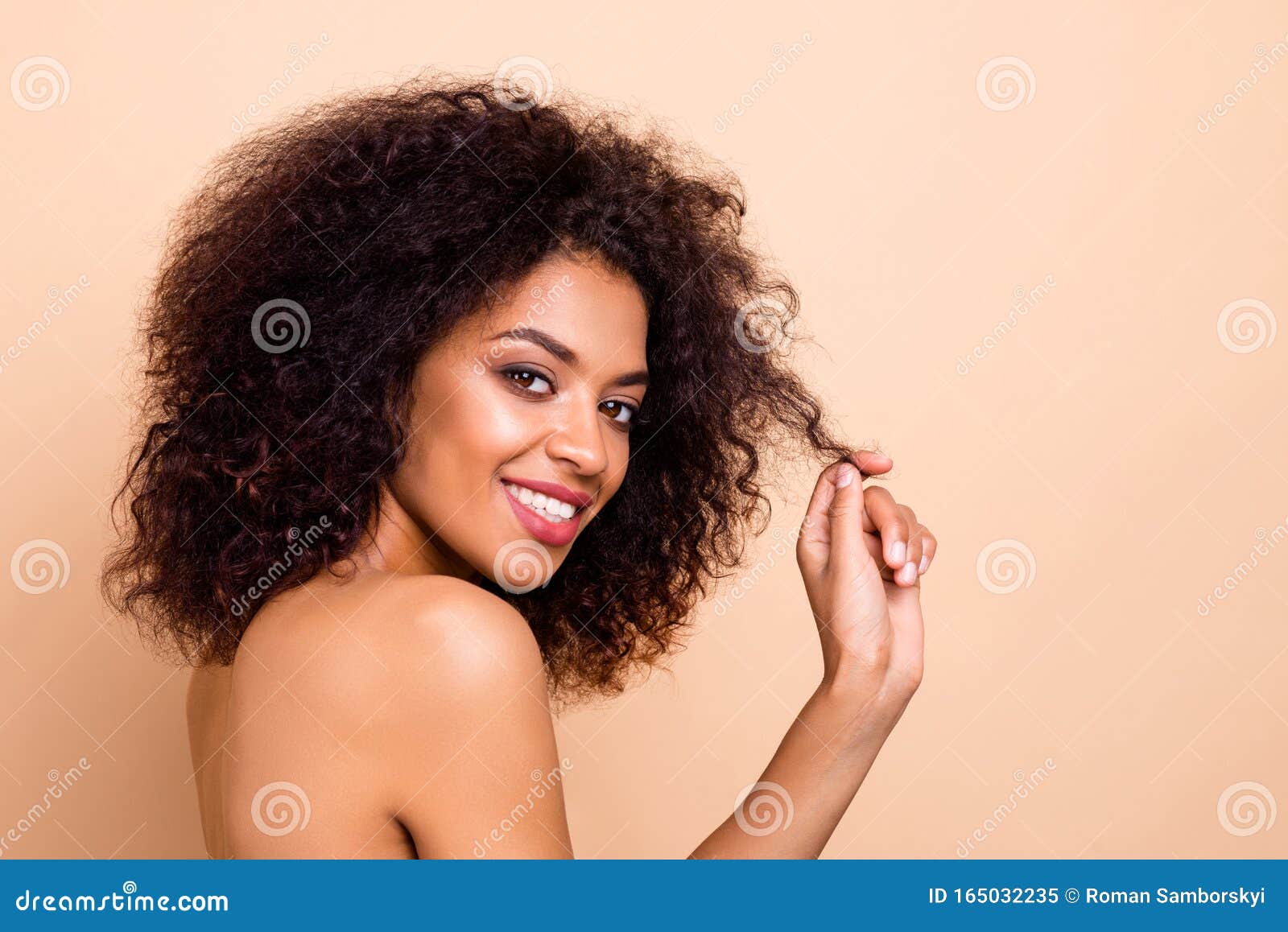 Close Up Photo Beautiful Amazing she Her Dark Skin Lady Fluffy Hairstyle  Eyes Closed Refreshed after Salon Spa Stock Photo  Image of body  multiethnic 165033122