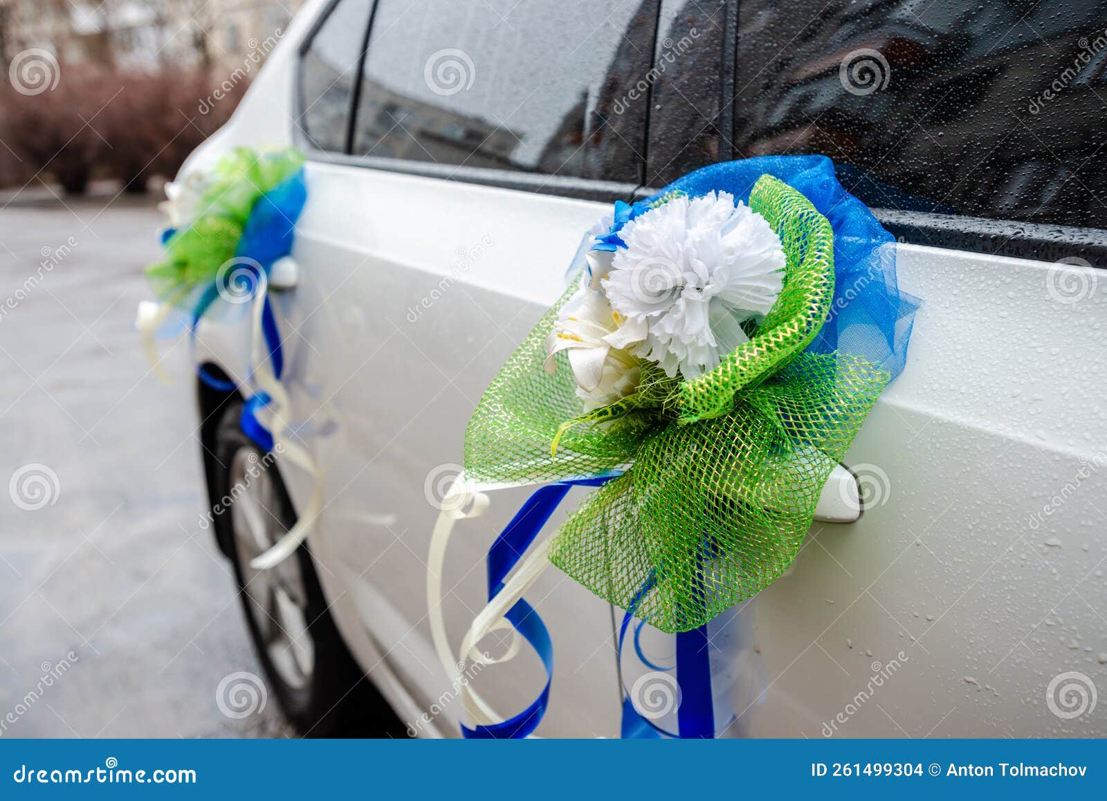 Close Up View on Wedding Car Decorations Stock Photo - Image of