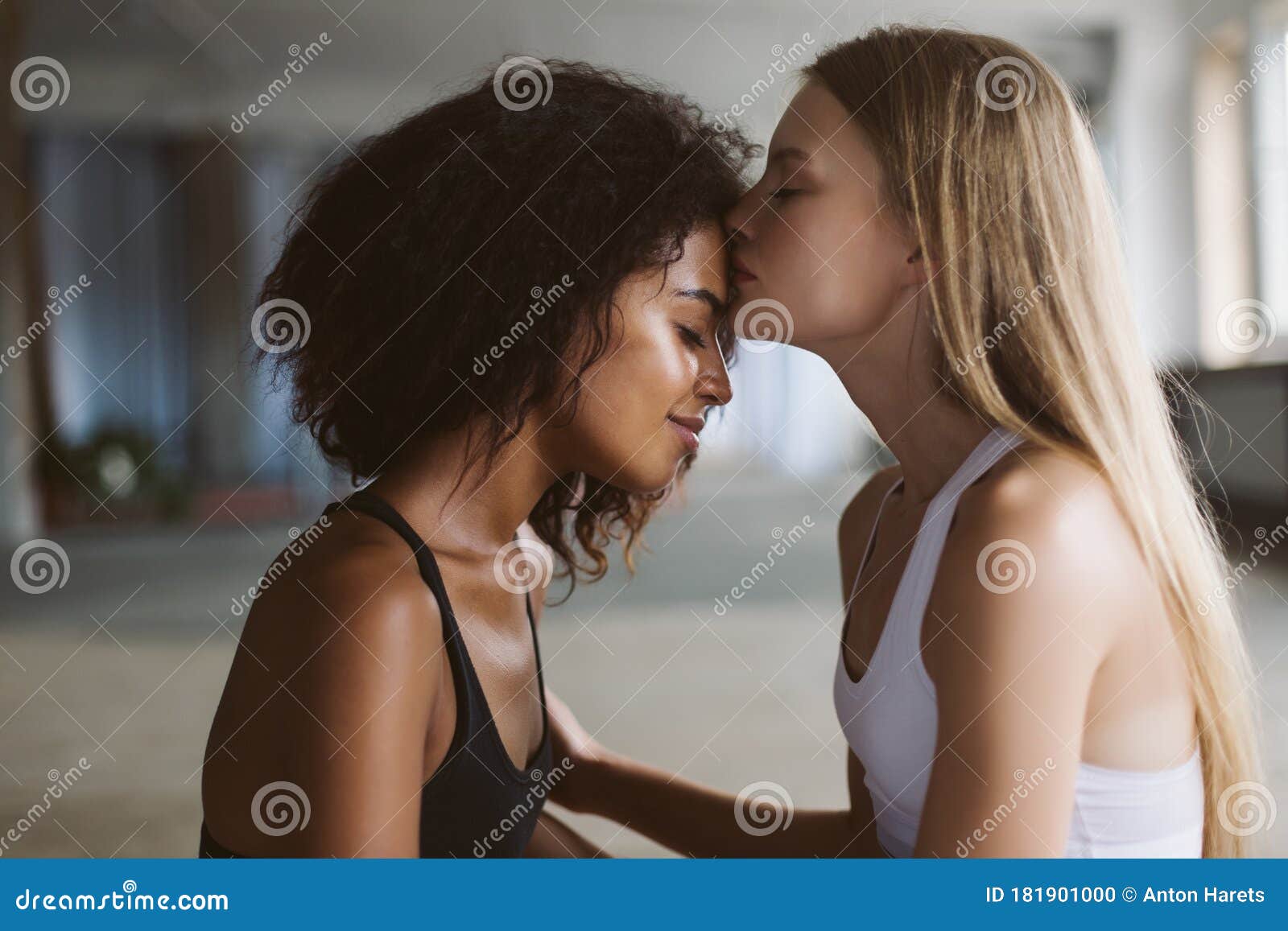 Black Lesbians Kissing