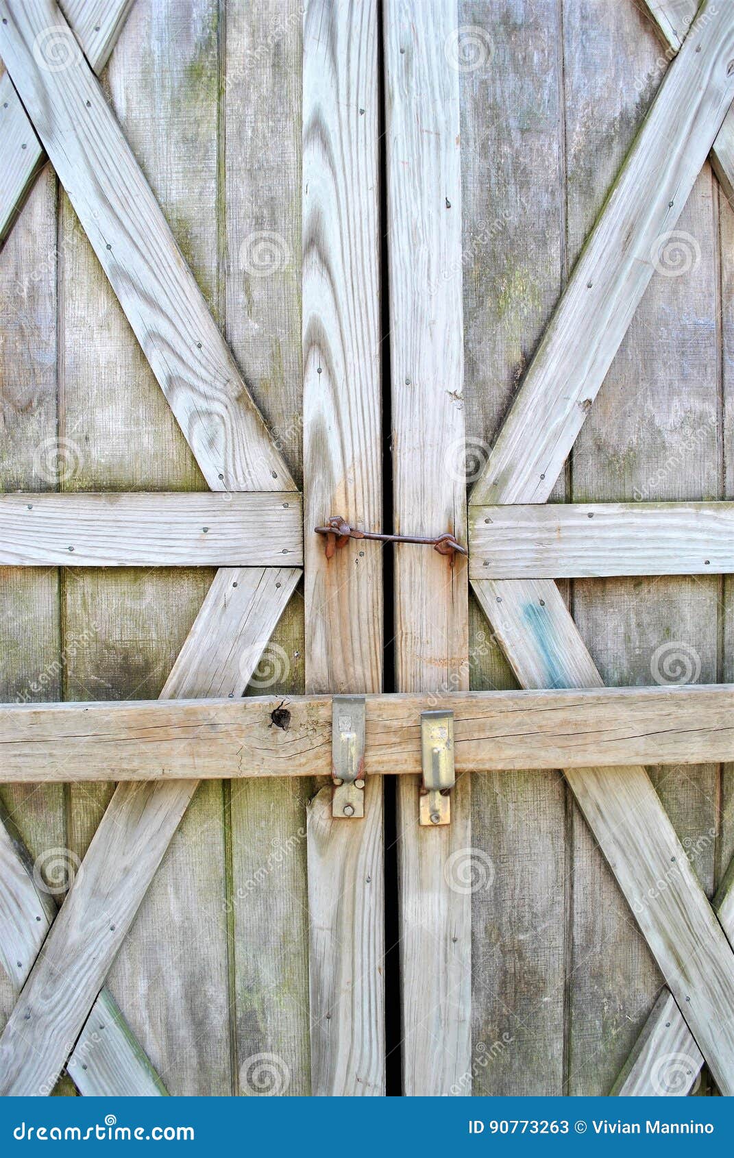 Closed barn doors. stock image. Image of country, farmhouse 90773263