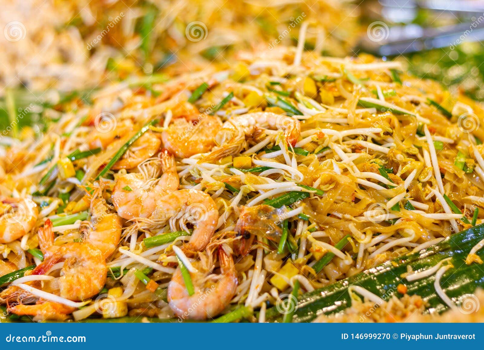 cooking pad thai noodles cooking pad thai noodles