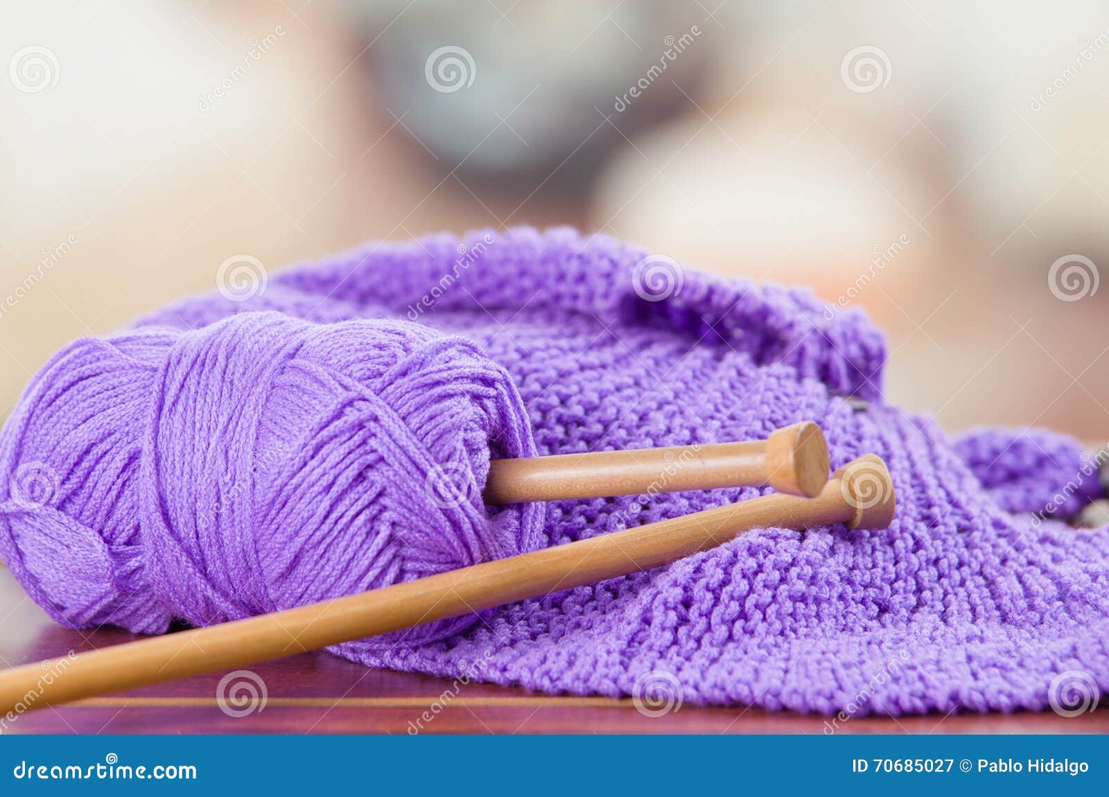 Closeup Purple Yarn Ball with Knitting Needles and Scarf in Progress ...