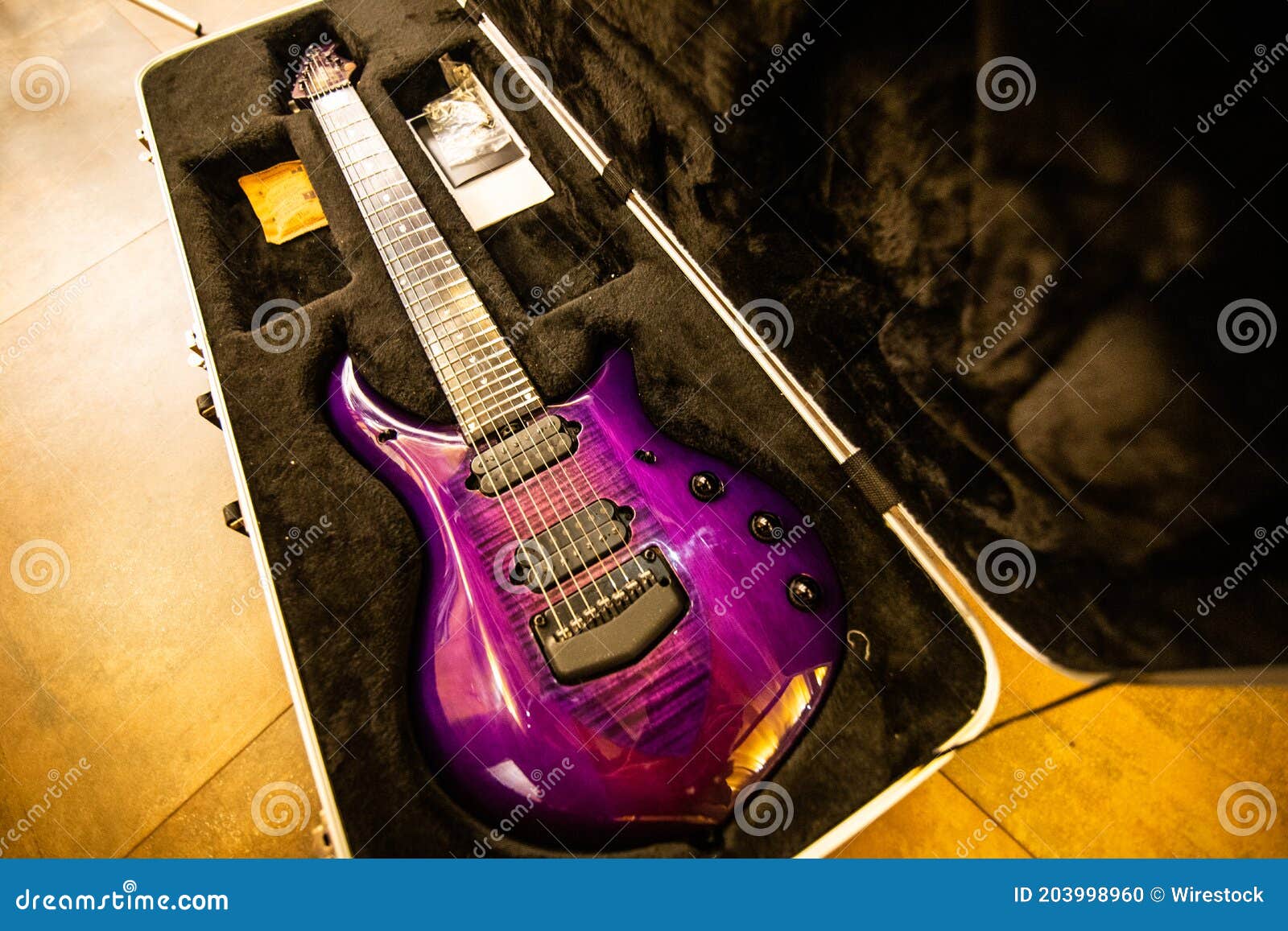 purple electric guitars wallpapers