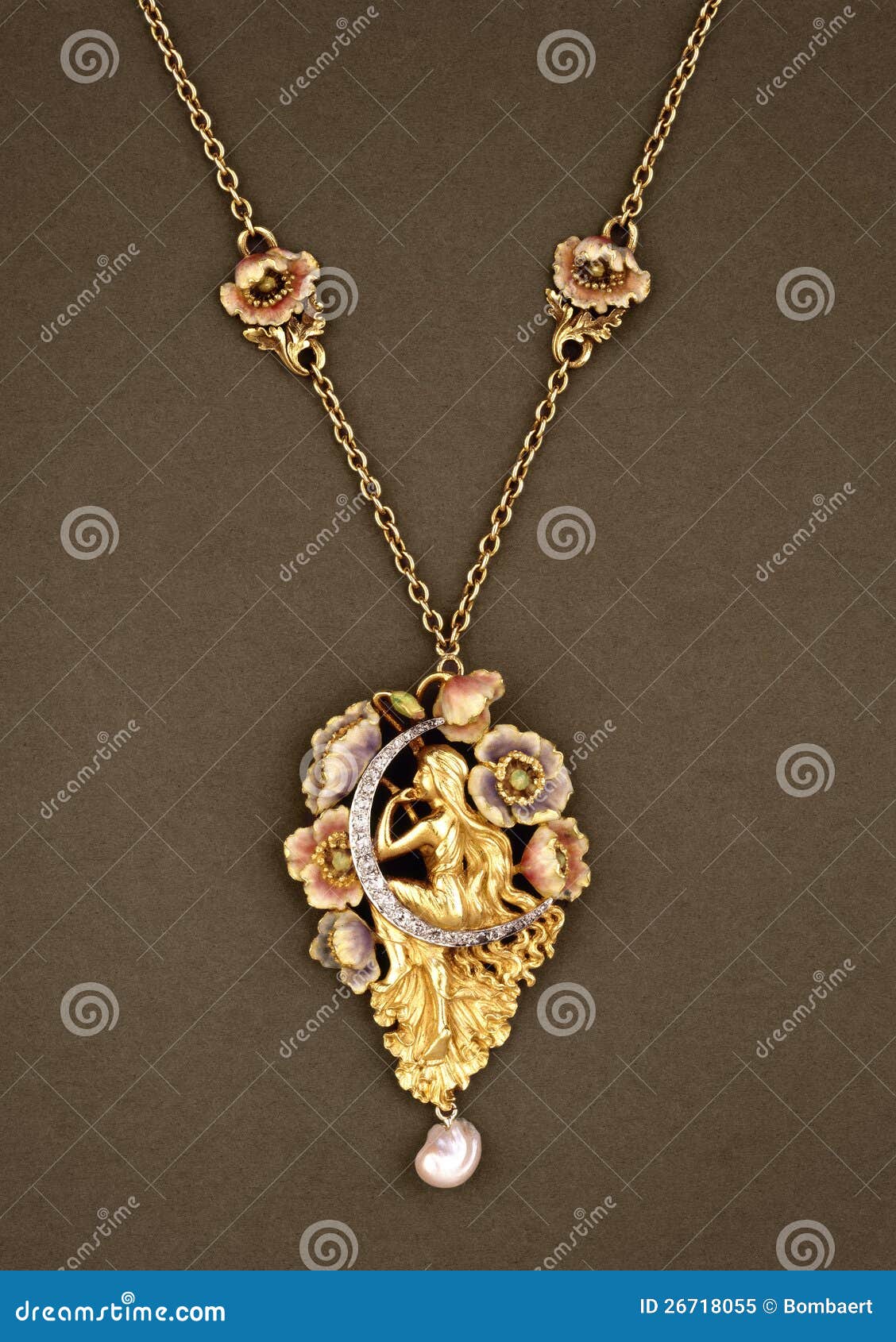 Closeup of Shiny Vintage Jewelry Stock Image - Image of sparkling ...