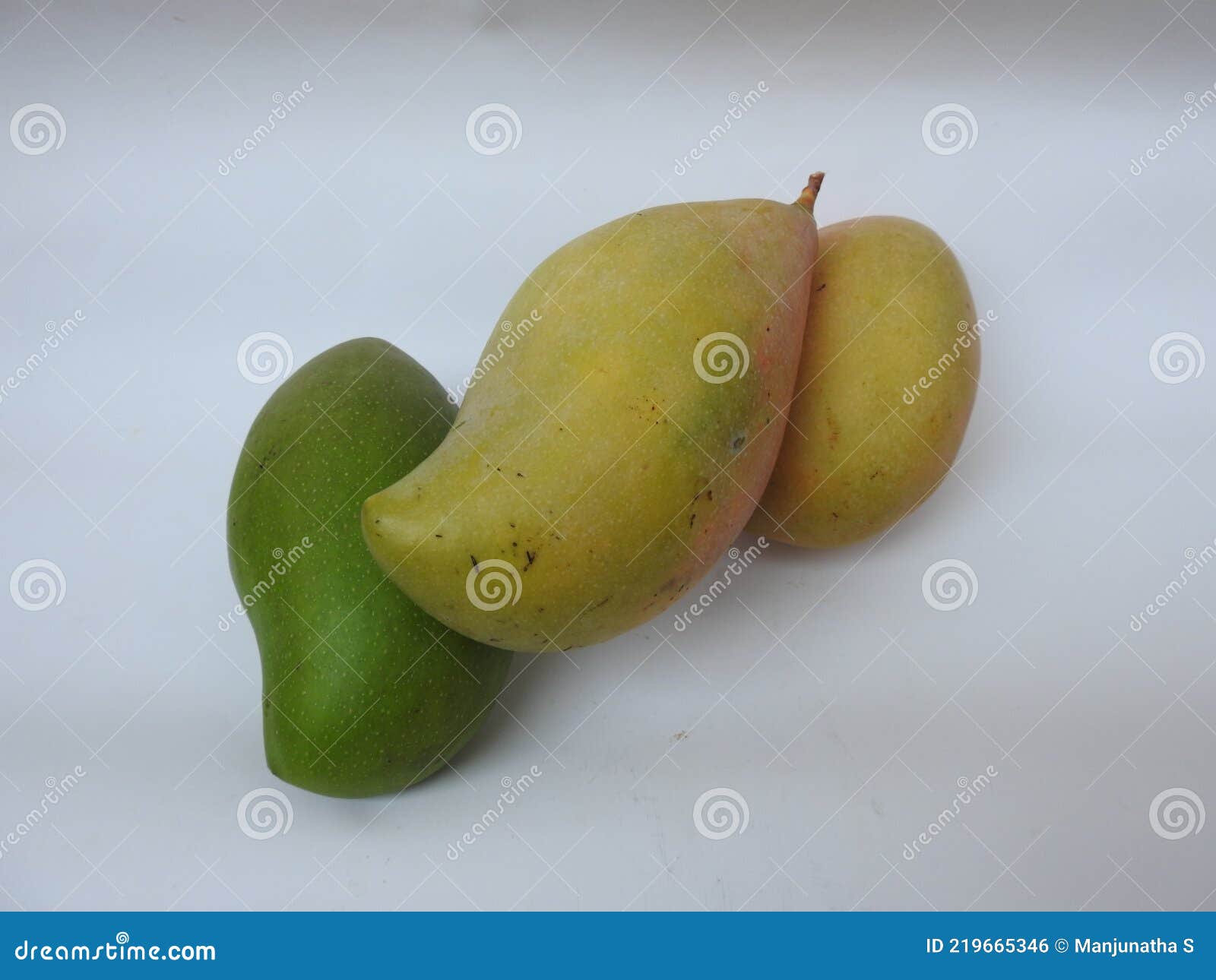 Single And Group Of Butter Fruit Full And Half Sliced And Holding Fruit