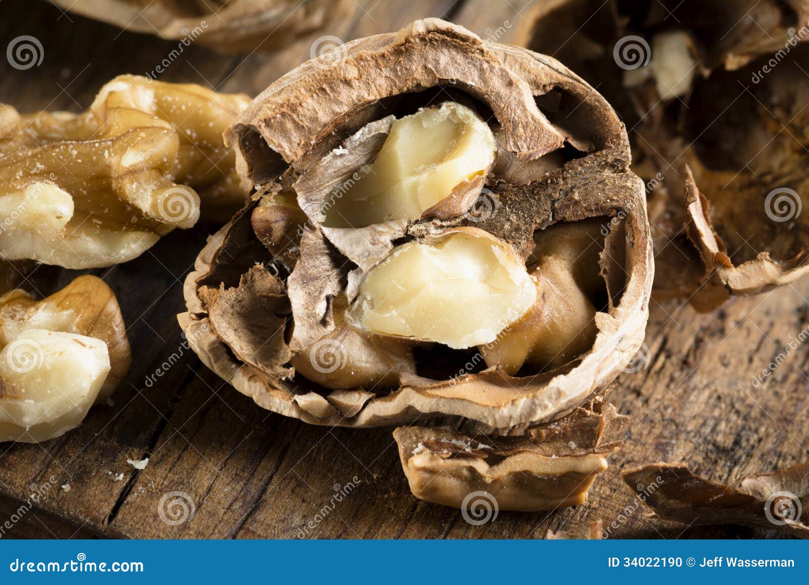 walnut stock crack walnut stock crack