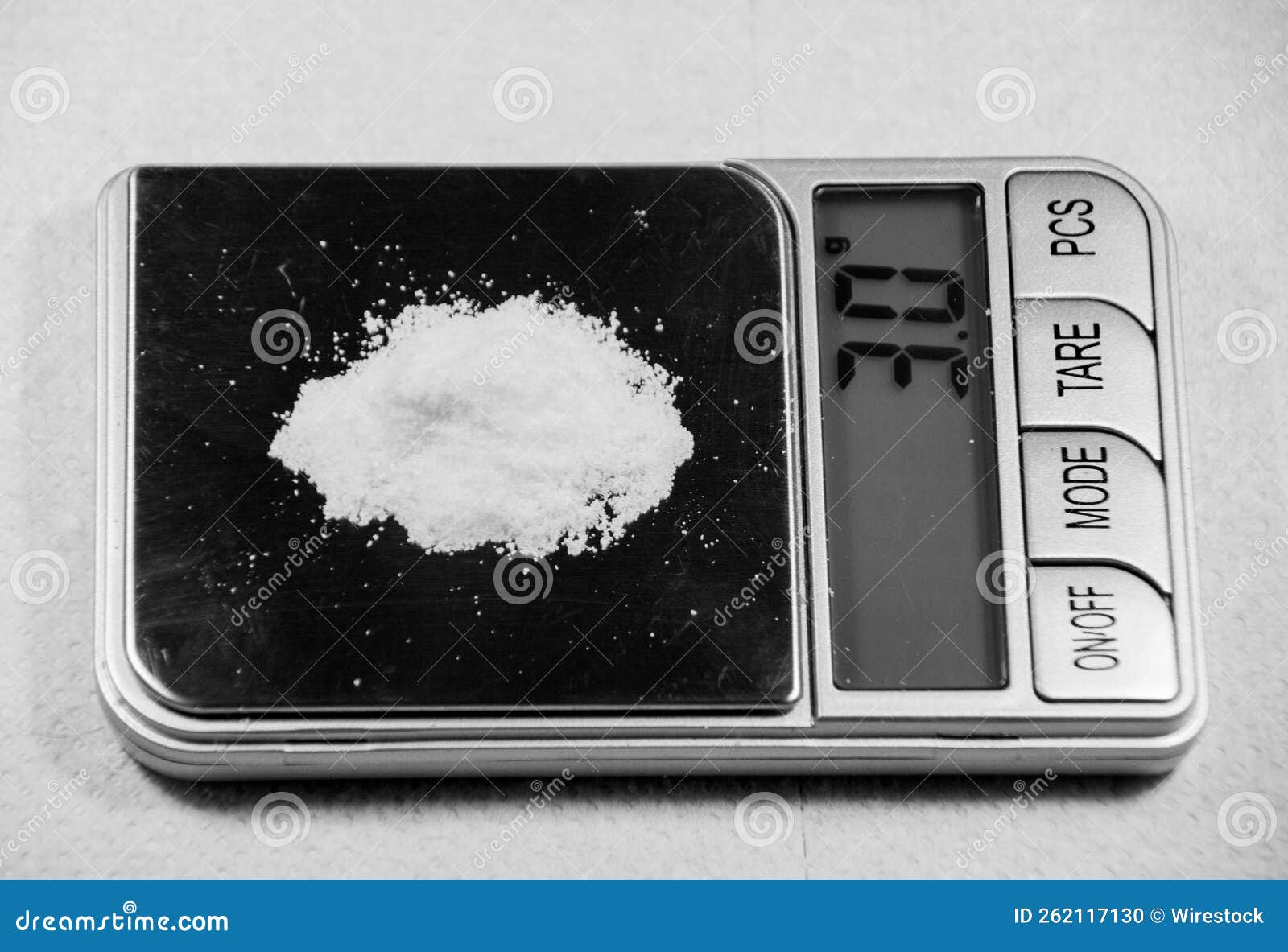 Drug Scale Royalty-Free Images, Stock Photos & Pictures