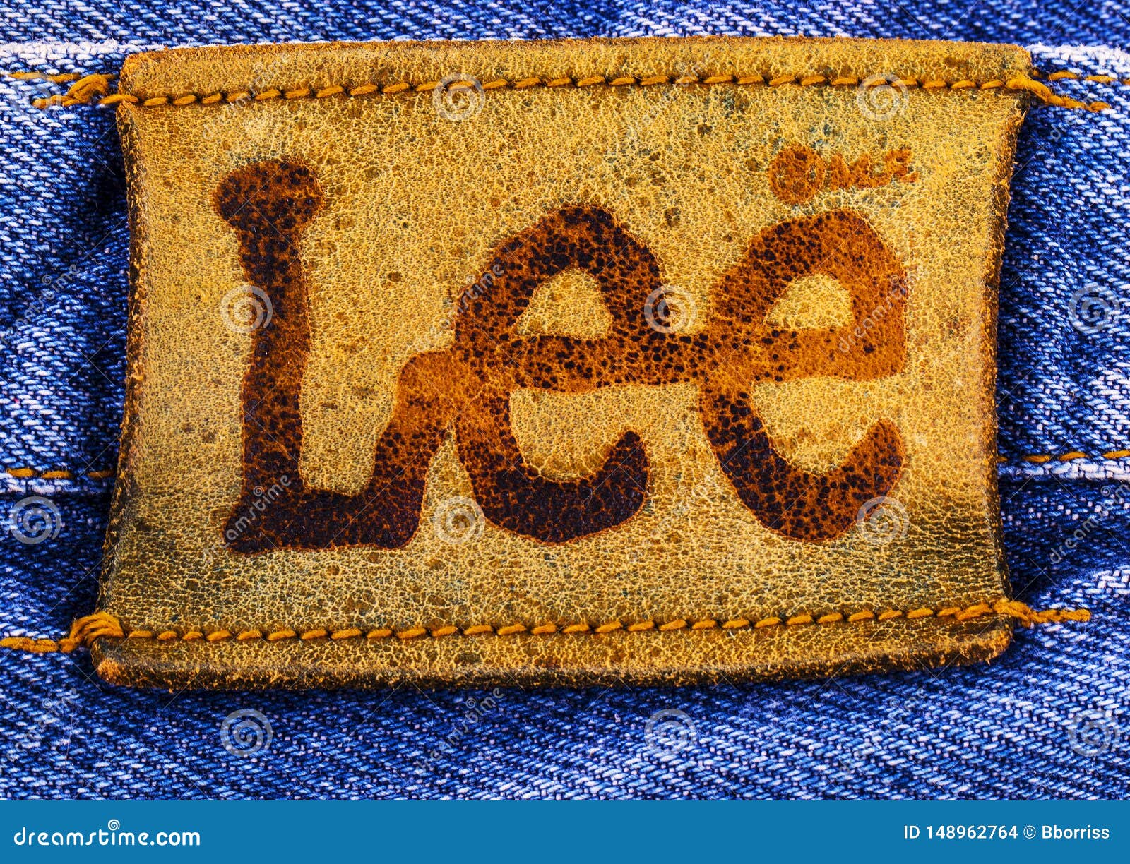 Closeup of Leather Label of Lee Brand Denim Jeans Redaktionell ...