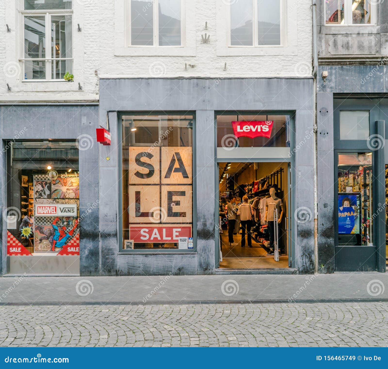 vans store maastricht