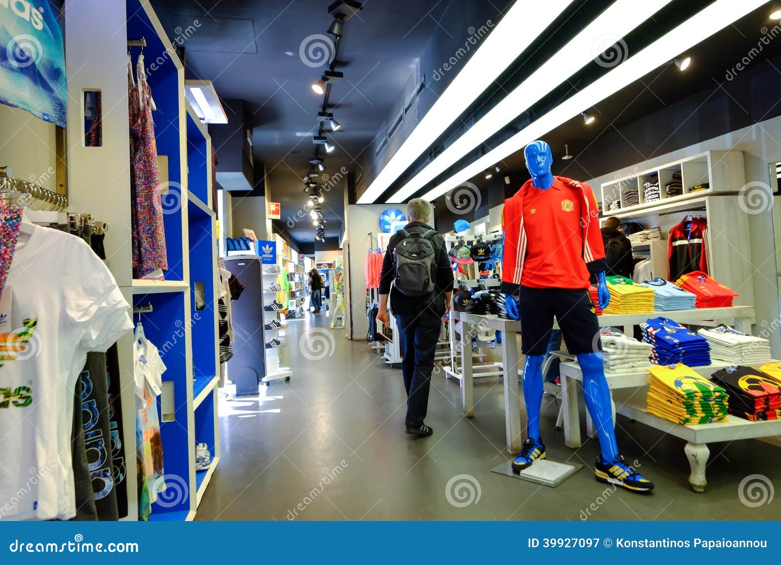 rome adidas store