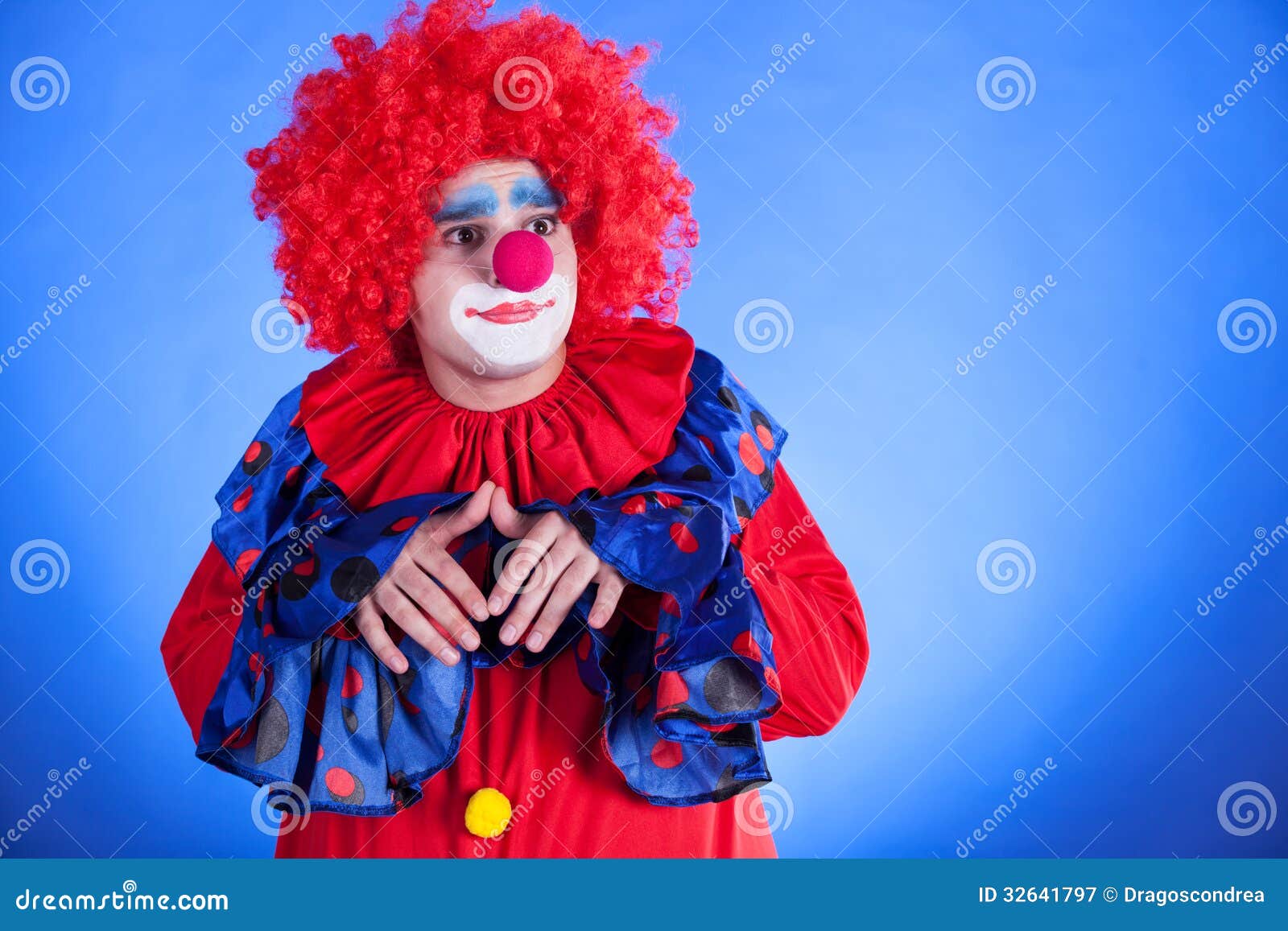 Clown with blue hair and a big smile - wide 2