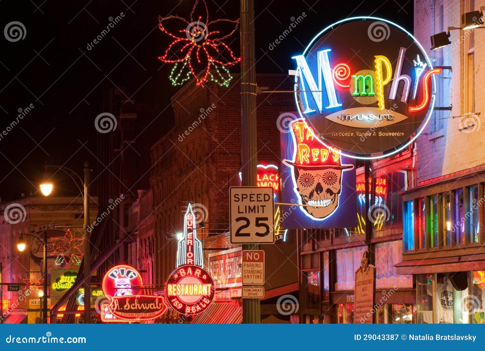 Clubs of Beale street editorial photography. Image of night - 29043387