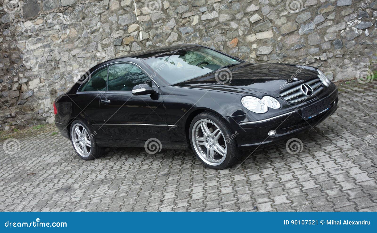 Cluj Napoca/Romania-April 7, 2017: Mercedes Benz W209 Coupe - Year 2005,  Elegance Equipment, Black Metallic, 19 Inch Alloy Wheels Editorial Photo -  Image of heated, concept: 90107521