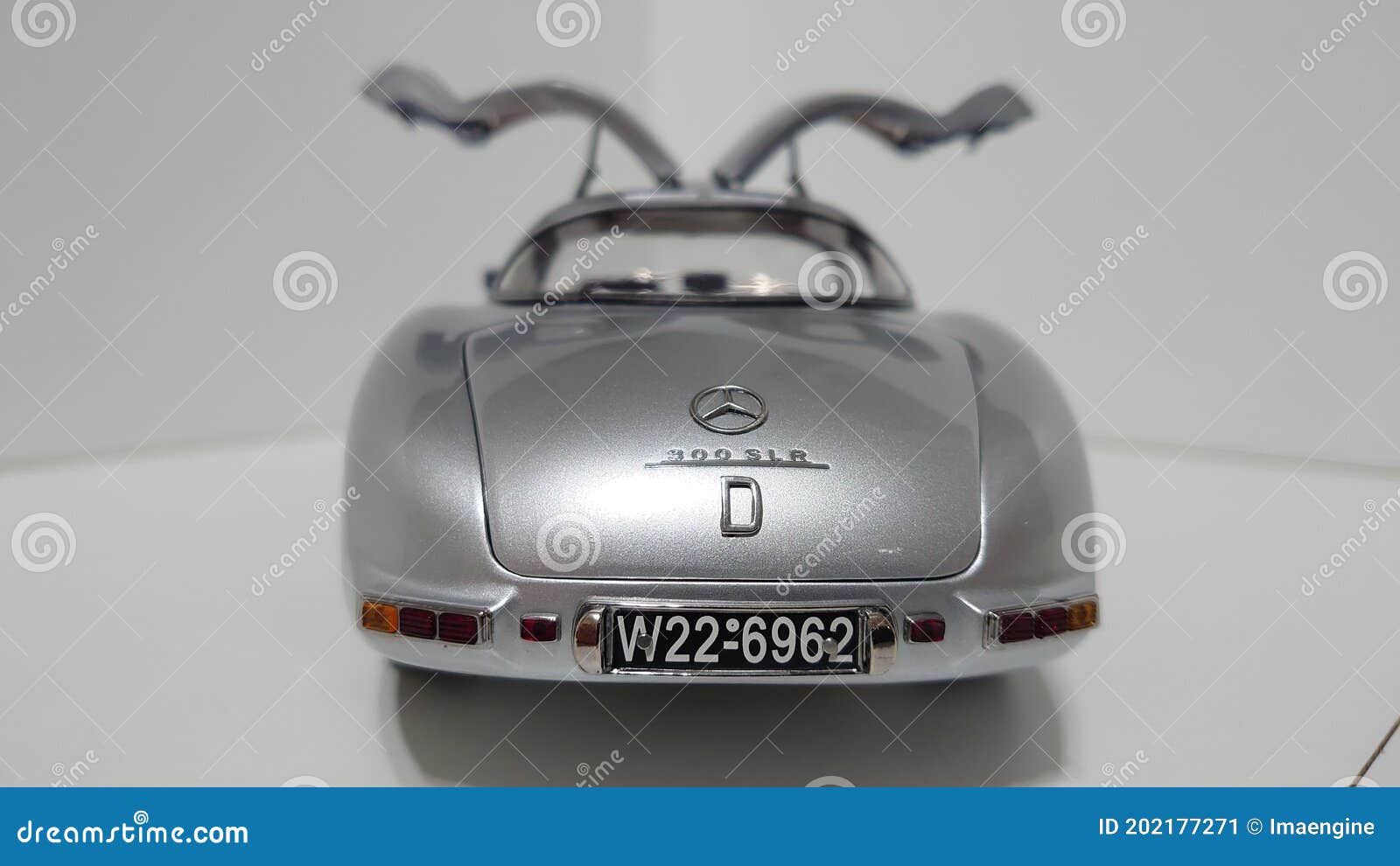 Classic Mercedes Slr  Stock Photos   Free & Royalty Free Stock