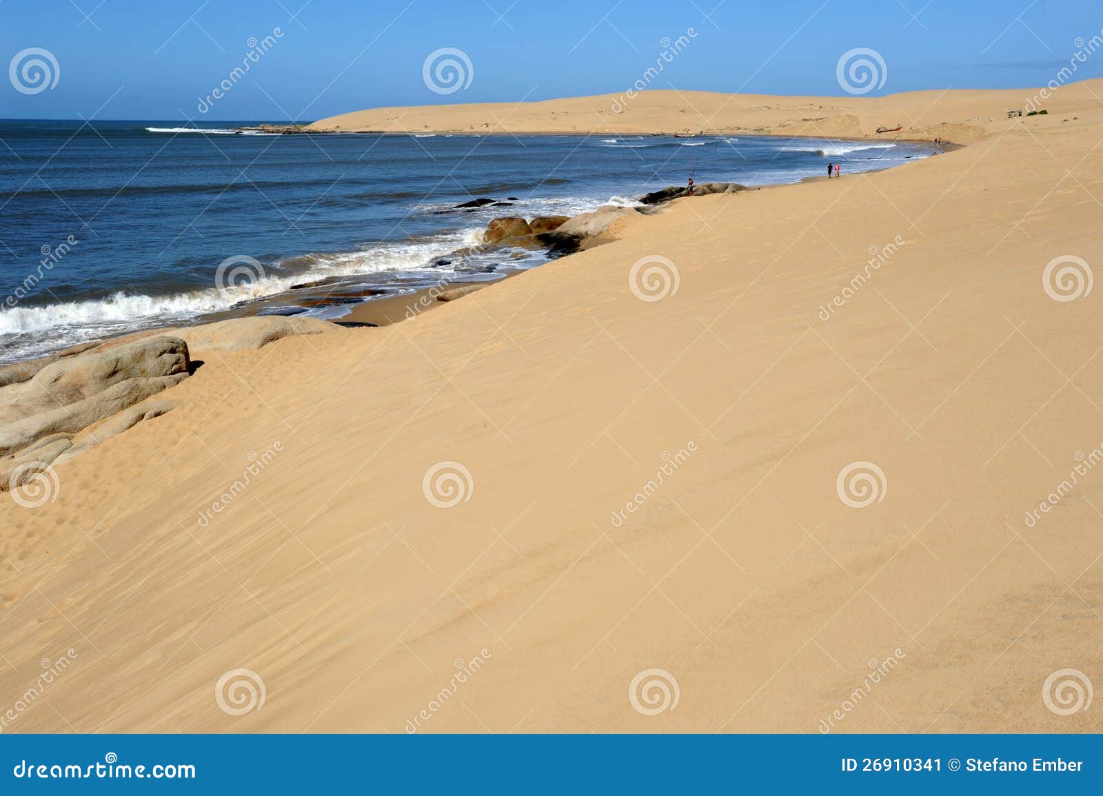 the coast at barra de valizas