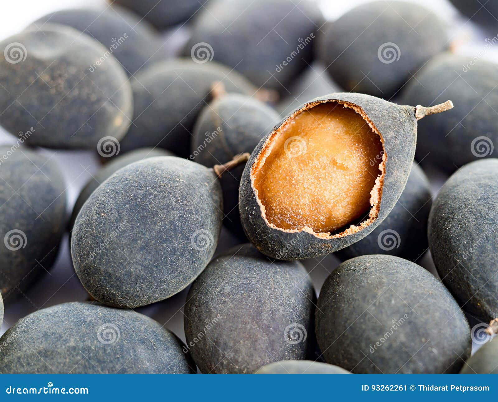 Cochinchinense De Dialium Ou Fruto Do Tamarindo De Veludo Fruto Local Em Do Sul De Tailandia Sabor Acido Imagem De Stock Imagem De Secado Delicioso Cochinchinense De Dialium Ou Fruto Do Tamarindo De Veludo Fruto Local Em Do Sul De Tailandia Sabor Acido Imagem De Stock Imagem De Secado Delicioso