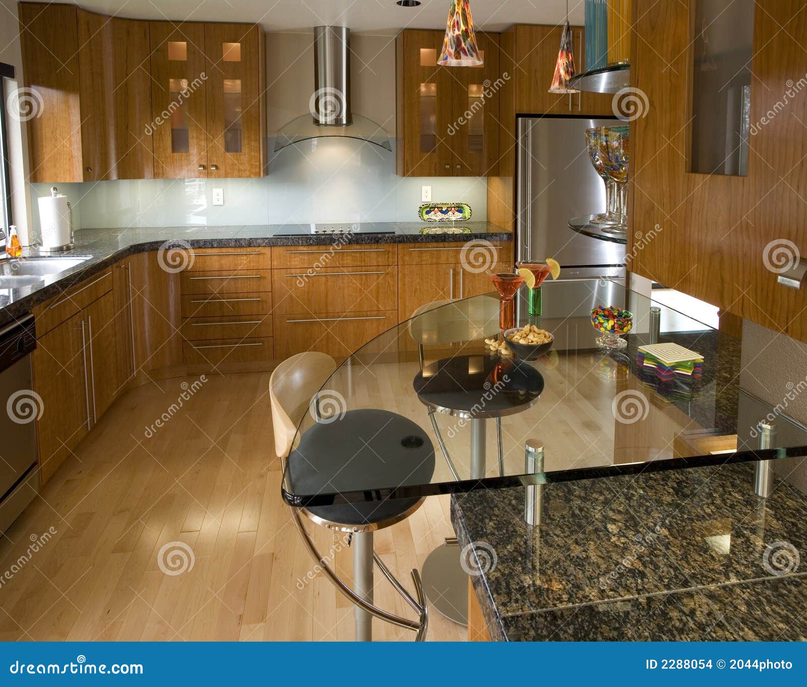 Cocina Contemporánea Moderna Foto de archivo - Imagen de lavaplatos, cristales: 2288054 Cocina Contemporánea Moderna Foto de archivo - Imagen de lavaplatos, cristales: 2288054
