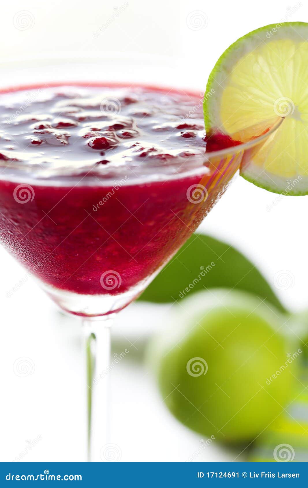 Cocktail De Daiquiri De Framboise Image stock Image du fermer, studio