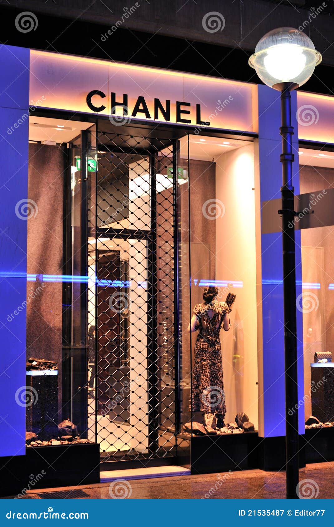 Coco Chanel fashion store editorial photography. Image of architecture -  21535487