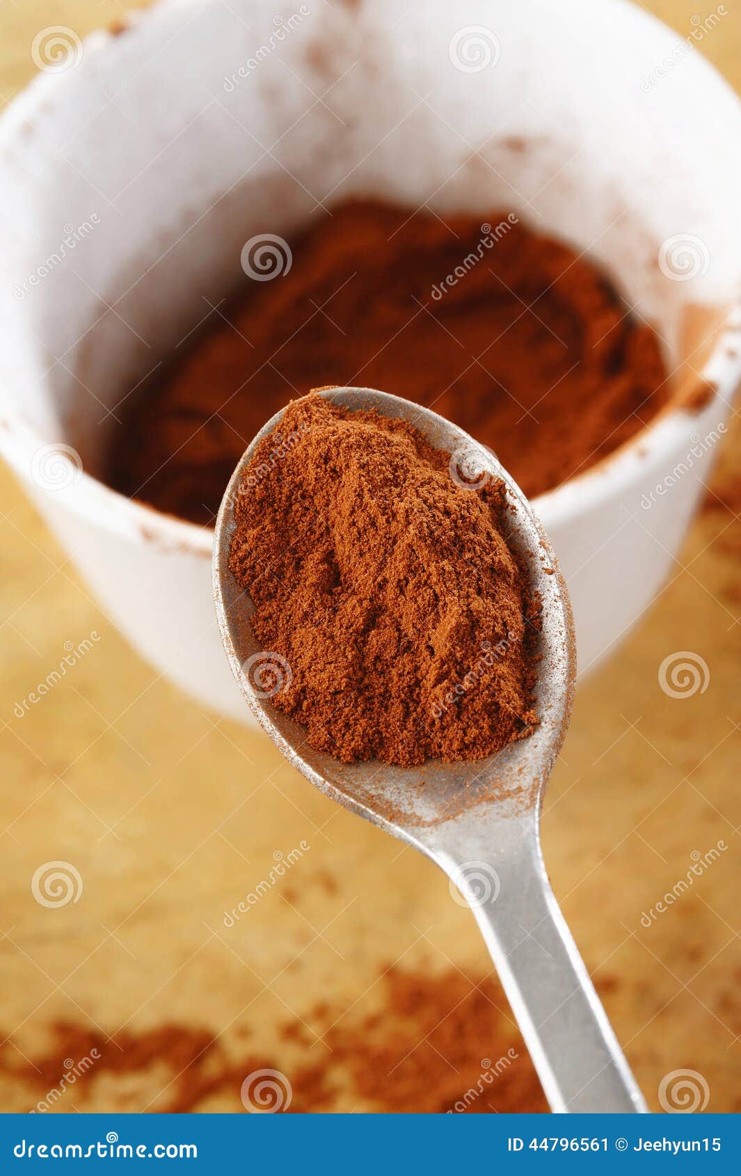 Cocoa on spoon stock image. Image of drink, powder, ingredient 44796561
