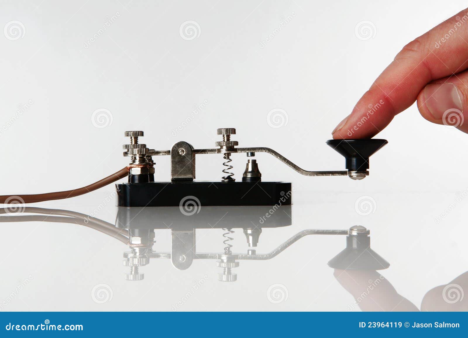 Circuitos En Marcha: CÓDIGO MORSE CON ZUMBADOR Y BOMBILLA - Foto 4