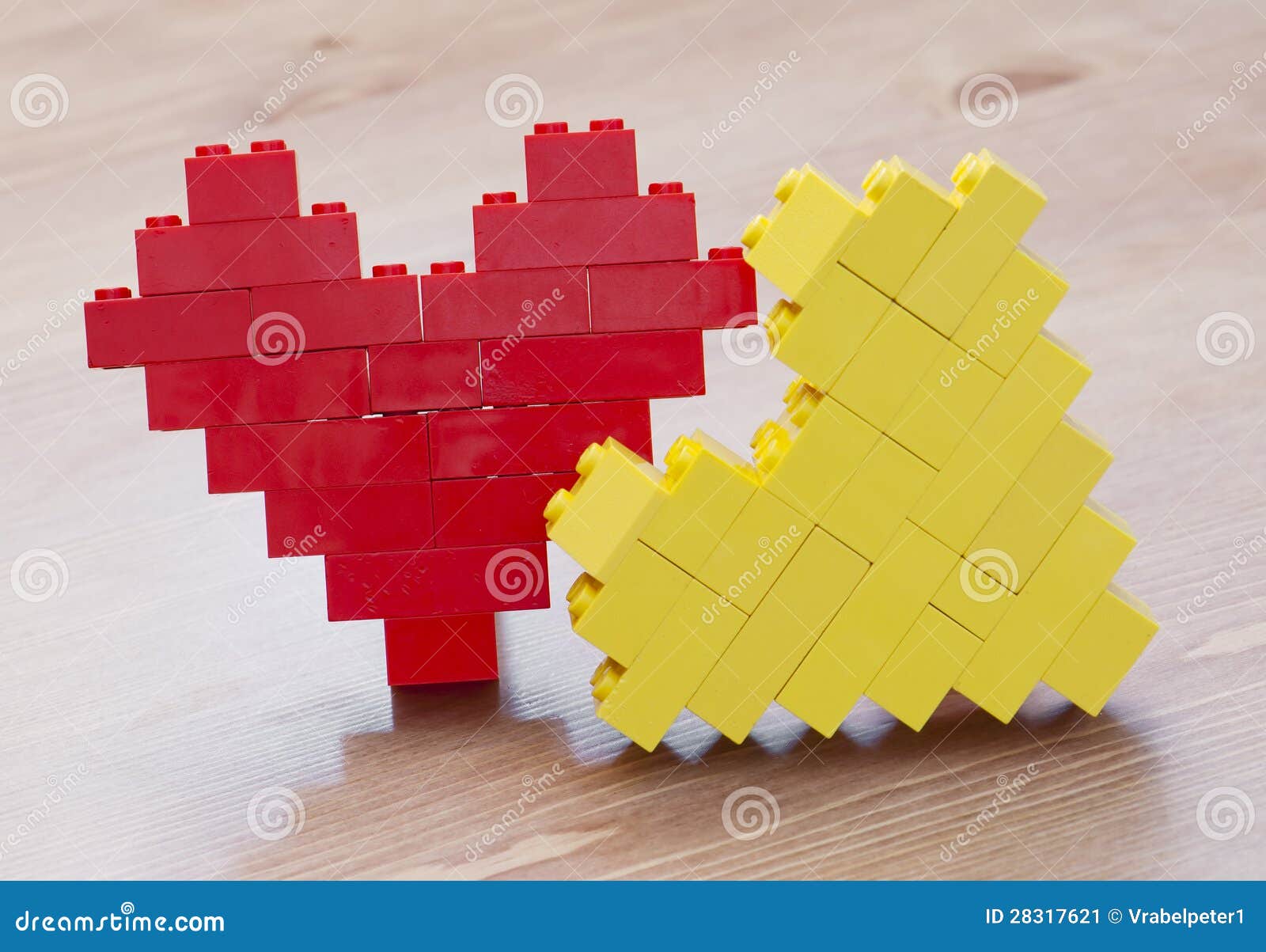 Coeur de Lego image stock. Image du coeur, lego, mignon - 28317621
