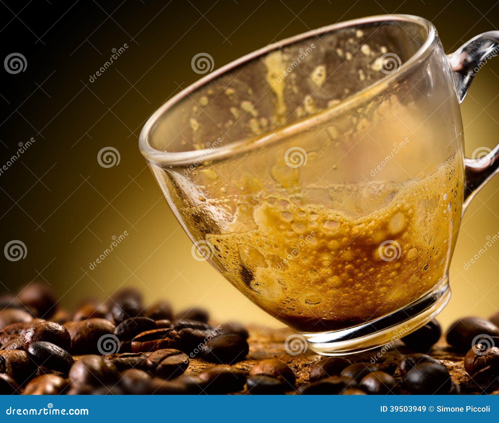 Coffee immagine stock. Immagine di crescente, pasticceria - 39503949